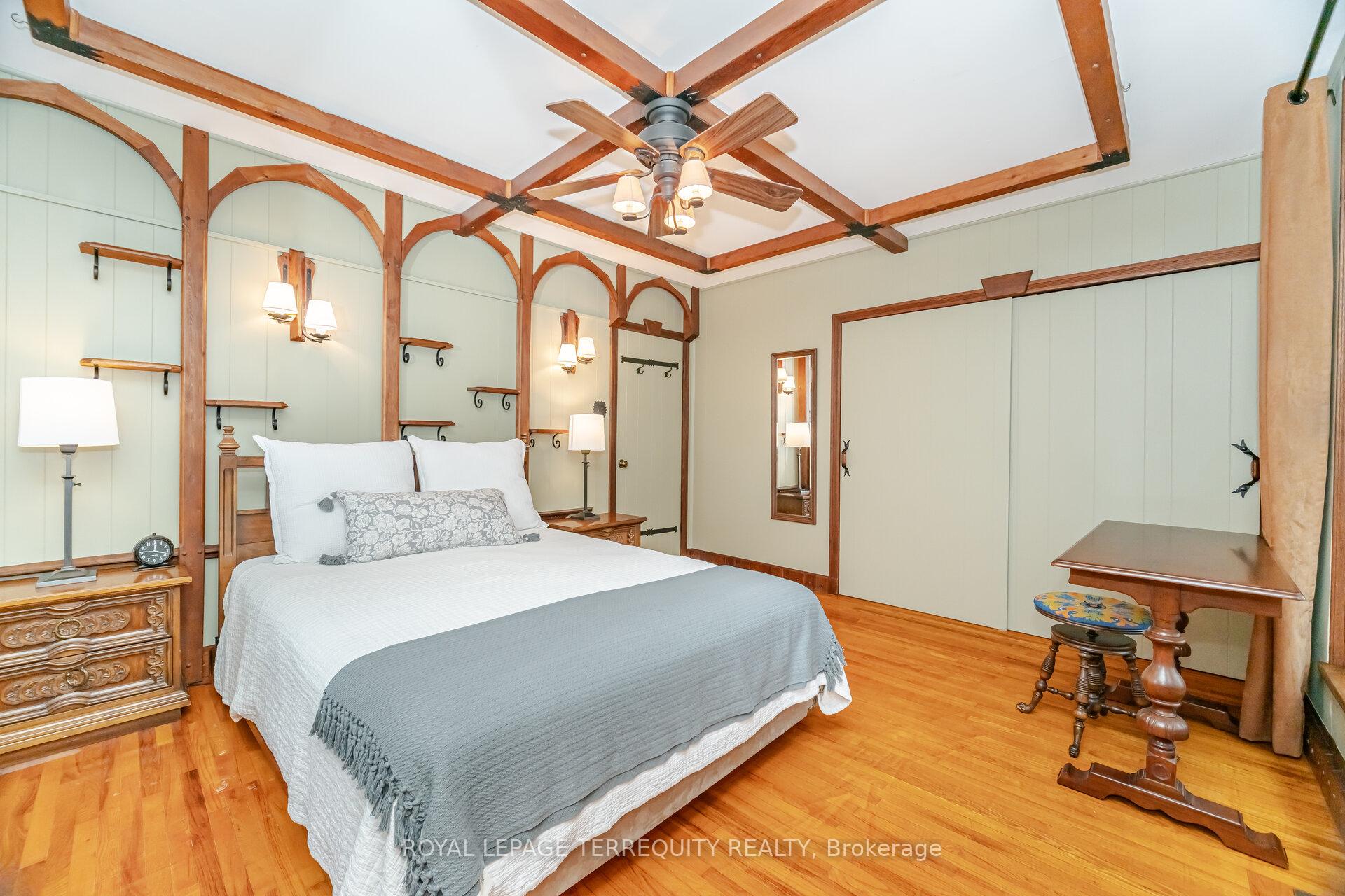 Photo 23 of 14 Avon Drive, Hamilton, Dundas — HOMEH