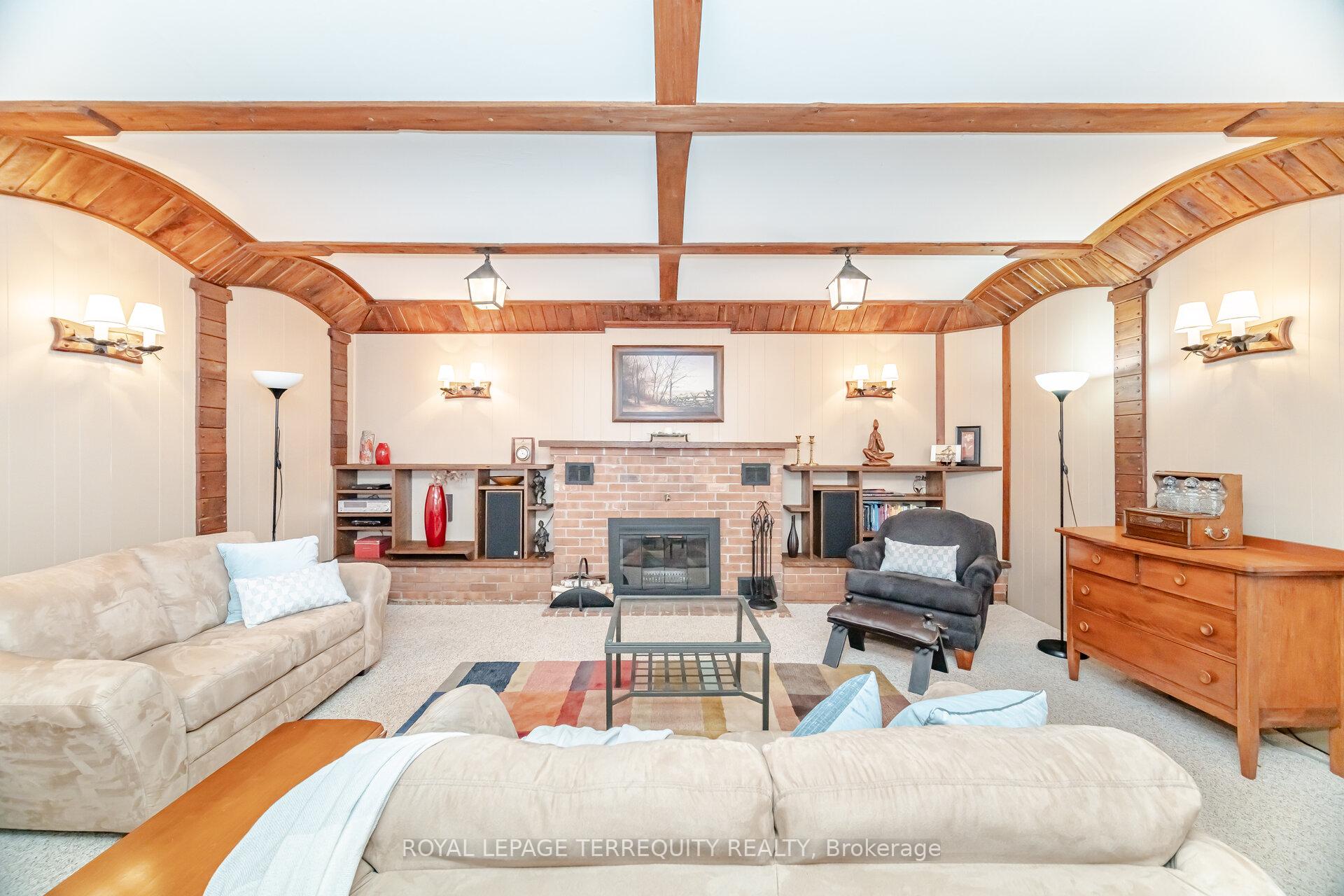 Photo 26 of 14 Avon Drive, Hamilton, Dundas — HOMEH