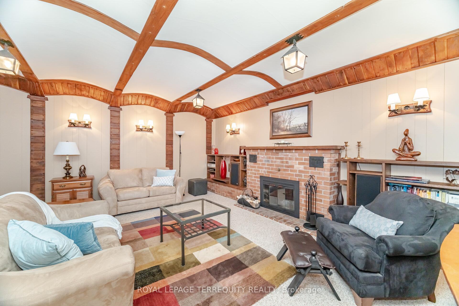 Photo 27 of 14 Avon Drive, Hamilton, Dundas — HOMEH