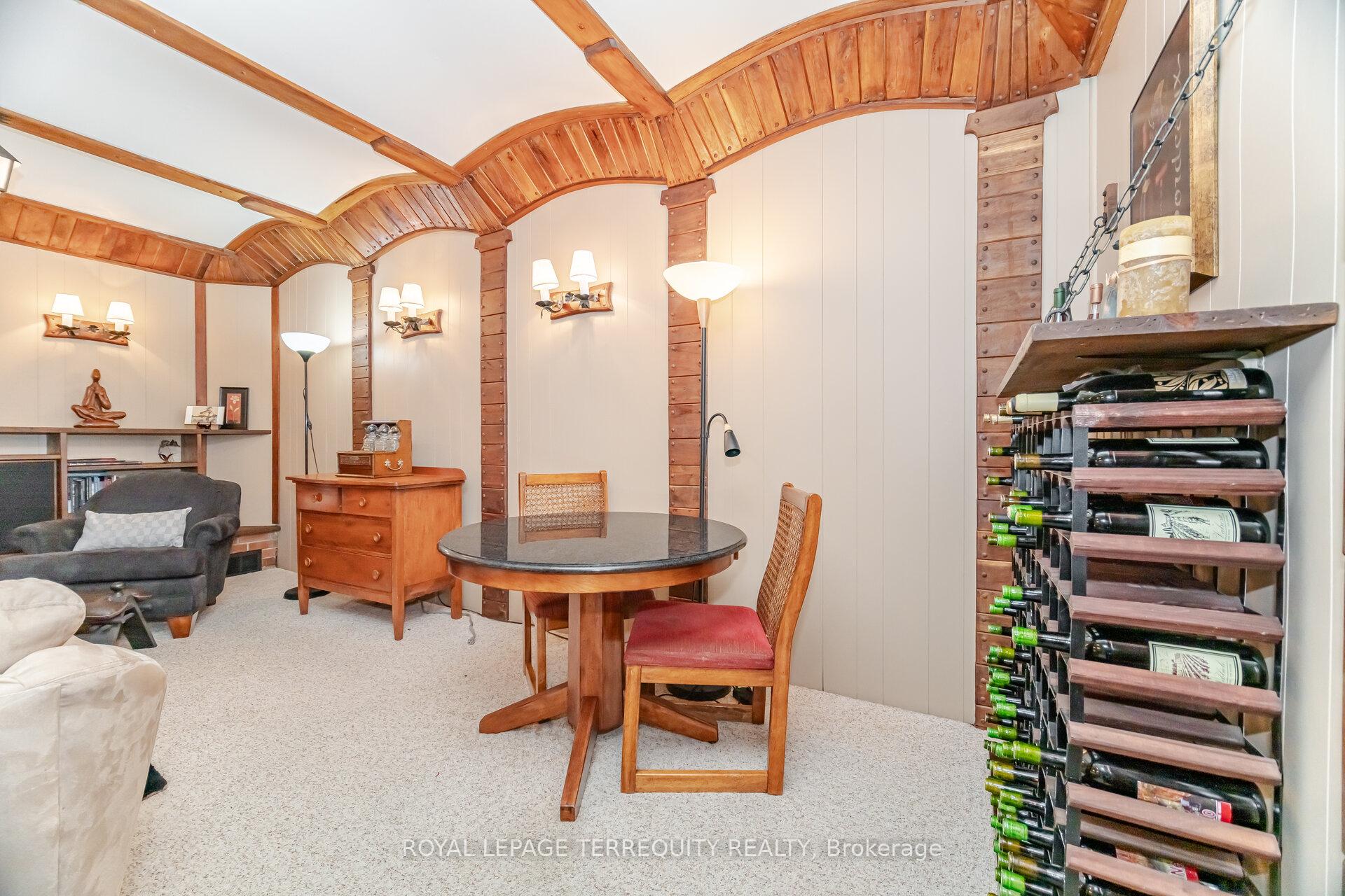 Photo 28 of 14 Avon Drive, Hamilton, Dundas — HOMEH