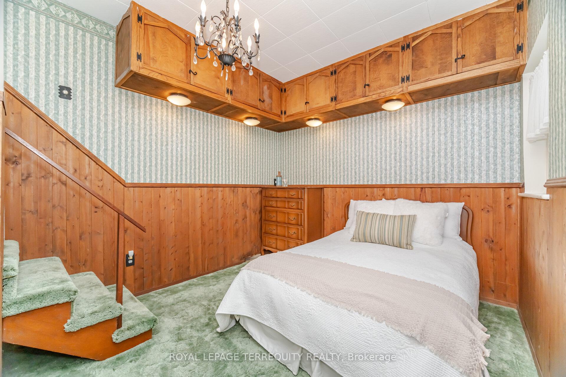 Photo 32 of 14 Avon Drive, Hamilton, Dundas — HOMEH