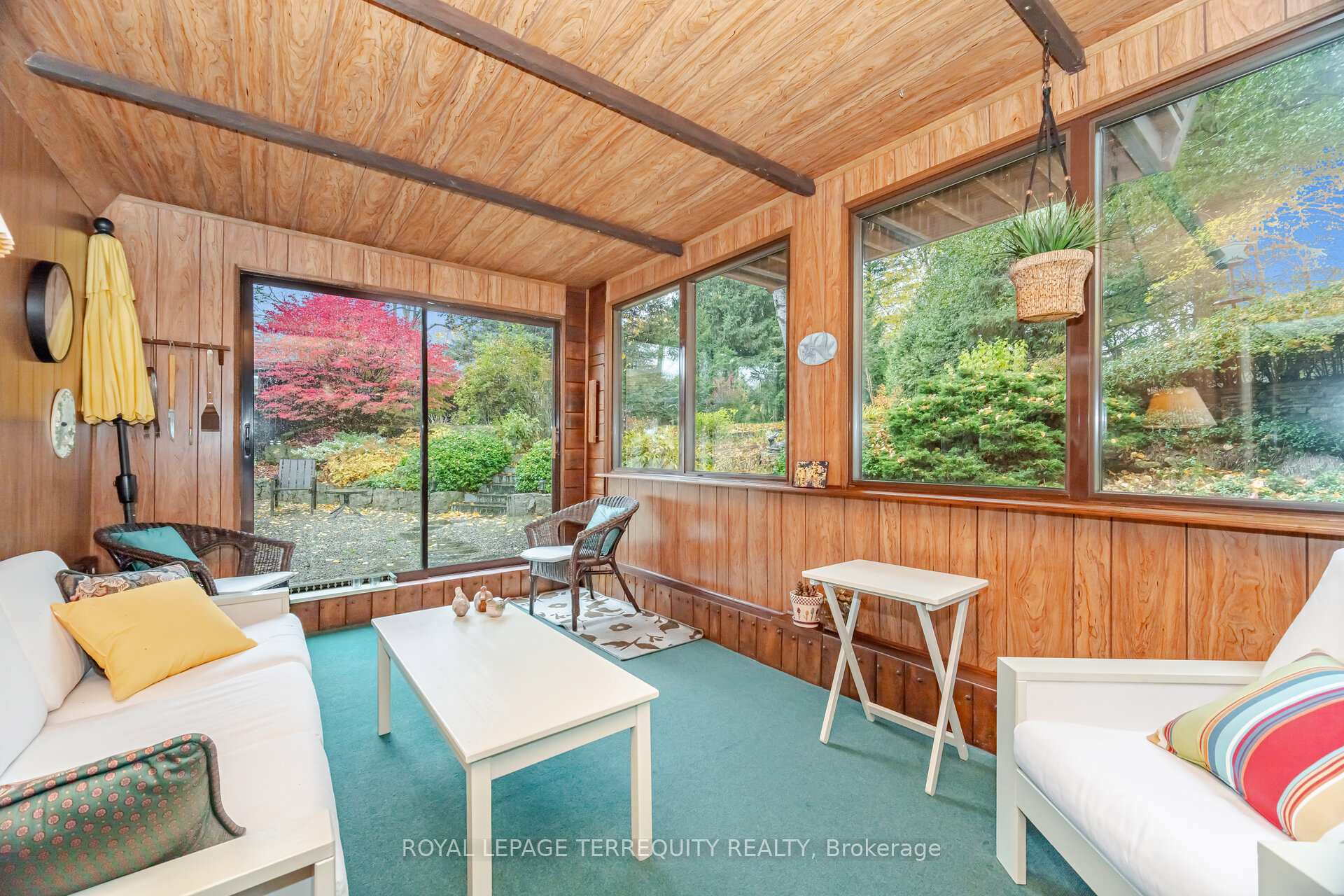 Photo 37 of 14 Avon Drive, Hamilton, Dundas — HOMEH