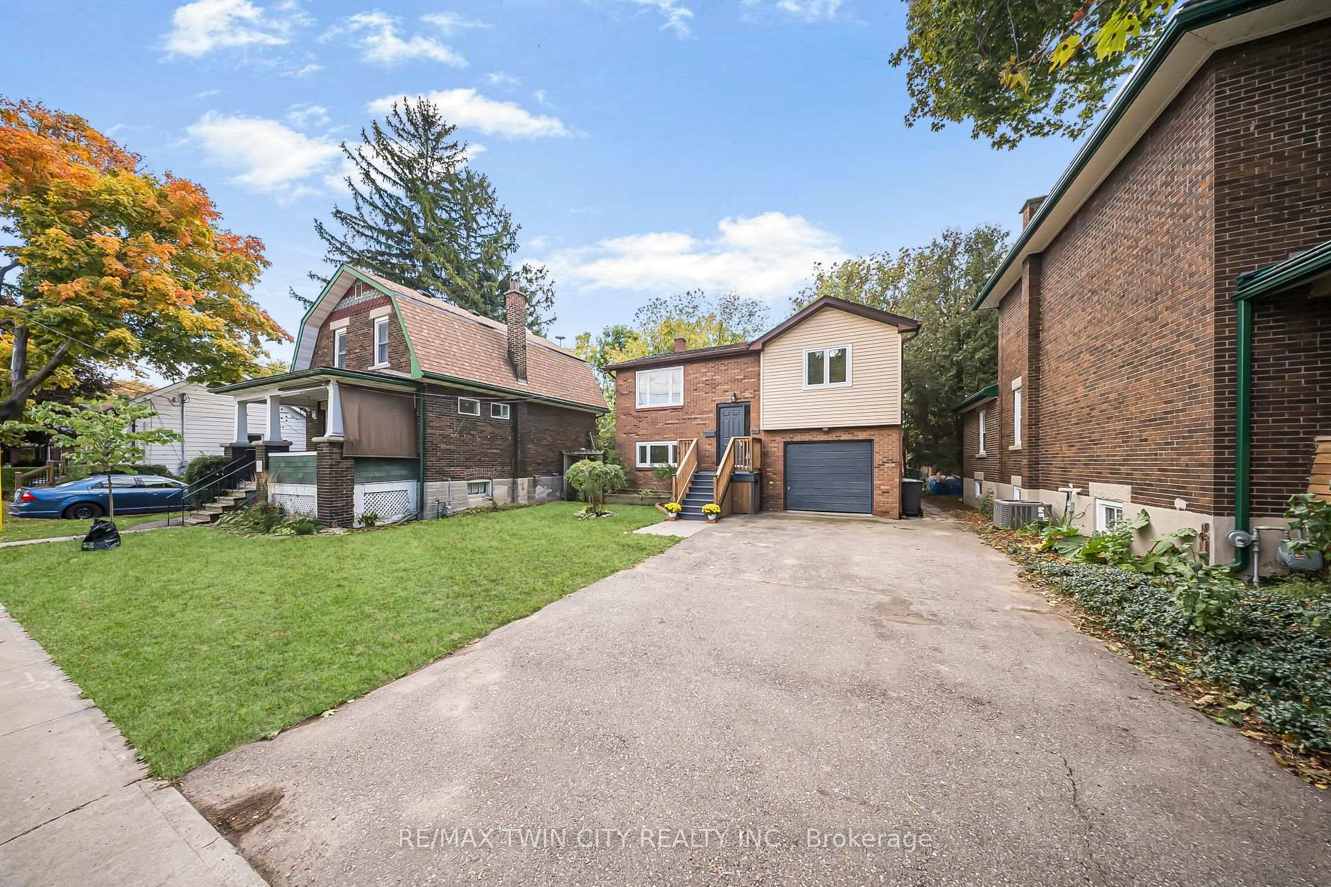 Photo 4 of 114 Bristol Street, Guelph, Downtown — HOMEH