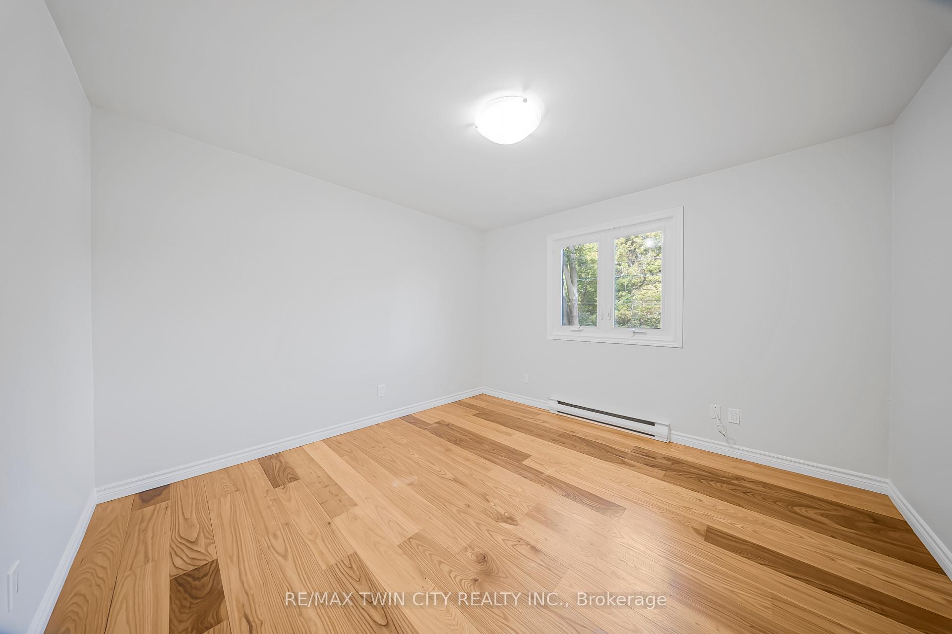 Photo 23 of 114 Bristol Street, Guelph, Downtown — HOMEH