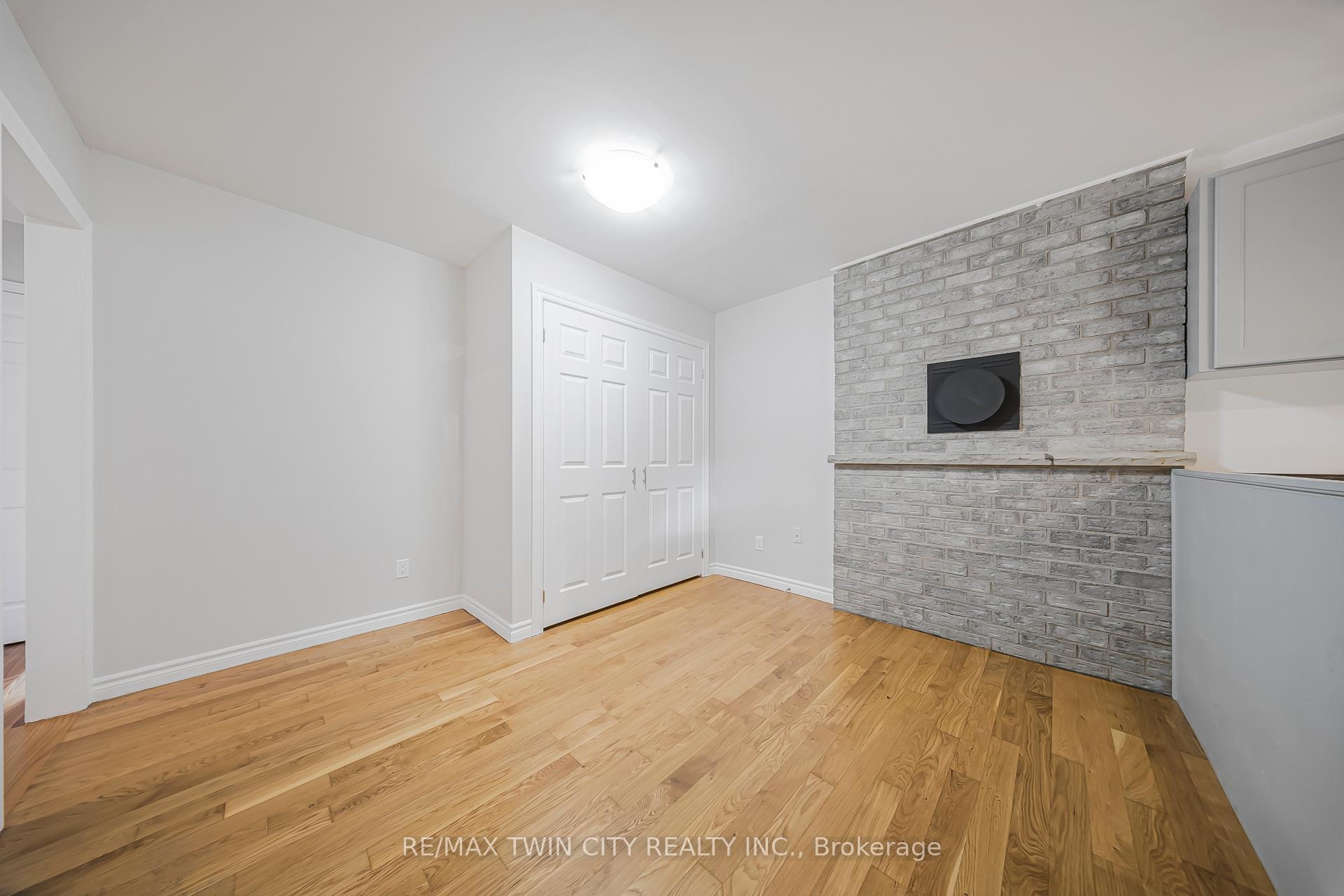 Photo 35 of 114 Bristol Street, Guelph, Downtown — HOMEH