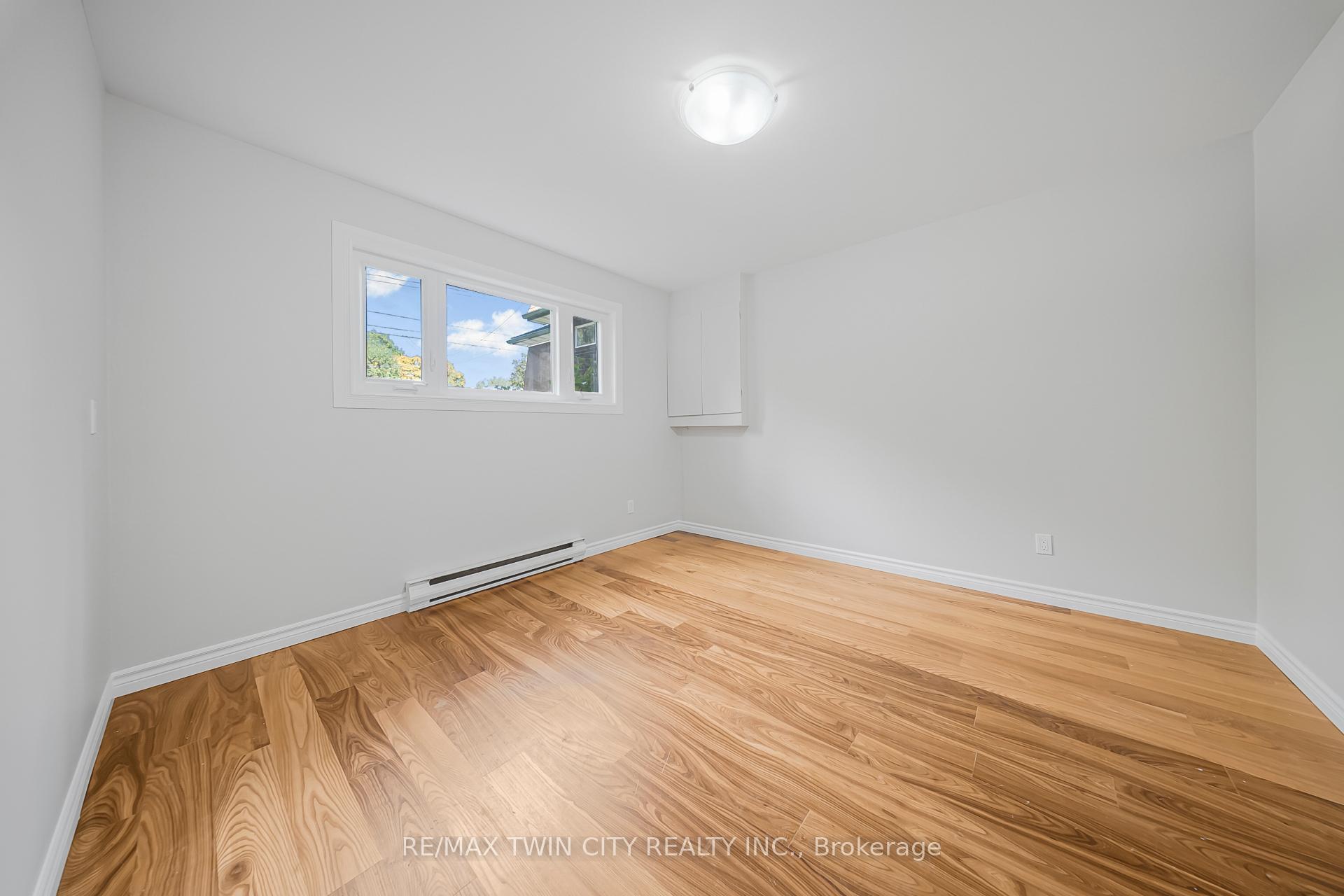 Photo 41 of 114 Bristol Street, Guelph, Downtown — HOMEH
