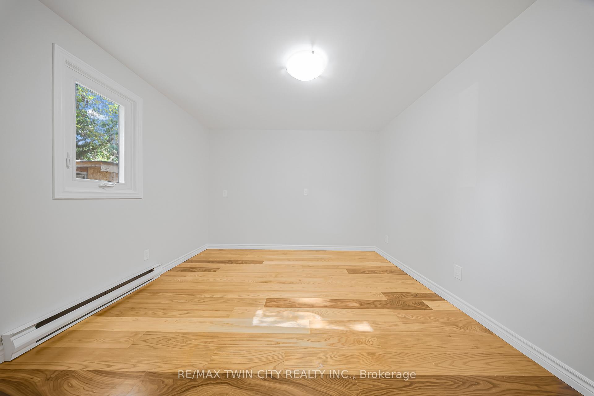 Photo 43 of 114 Bristol Street, Guelph, Downtown — HOMEH