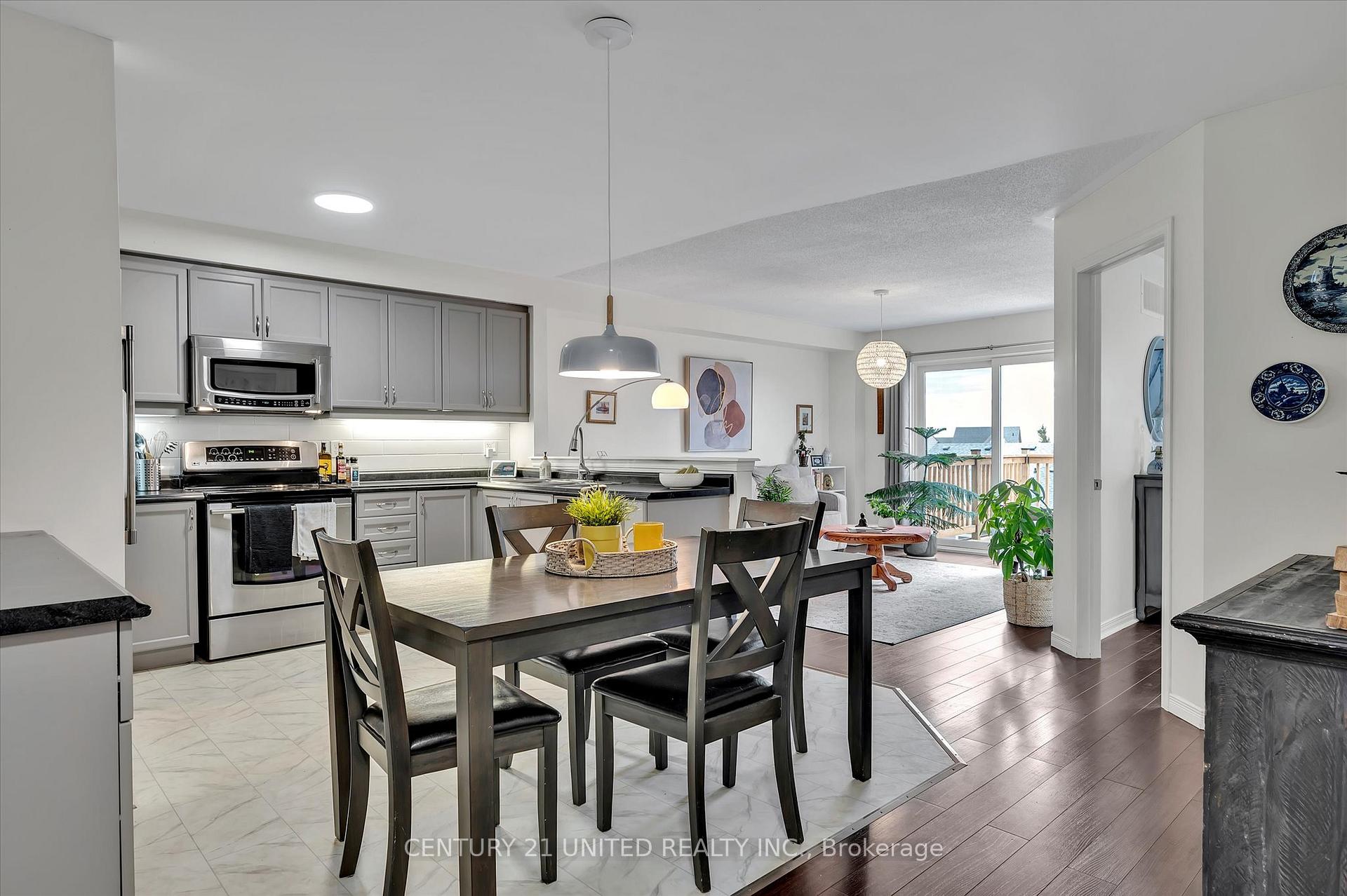 Photo 5 of 535 Garbutt Terrace, Peterborough, Northcrest Ward 5 — HOMEH