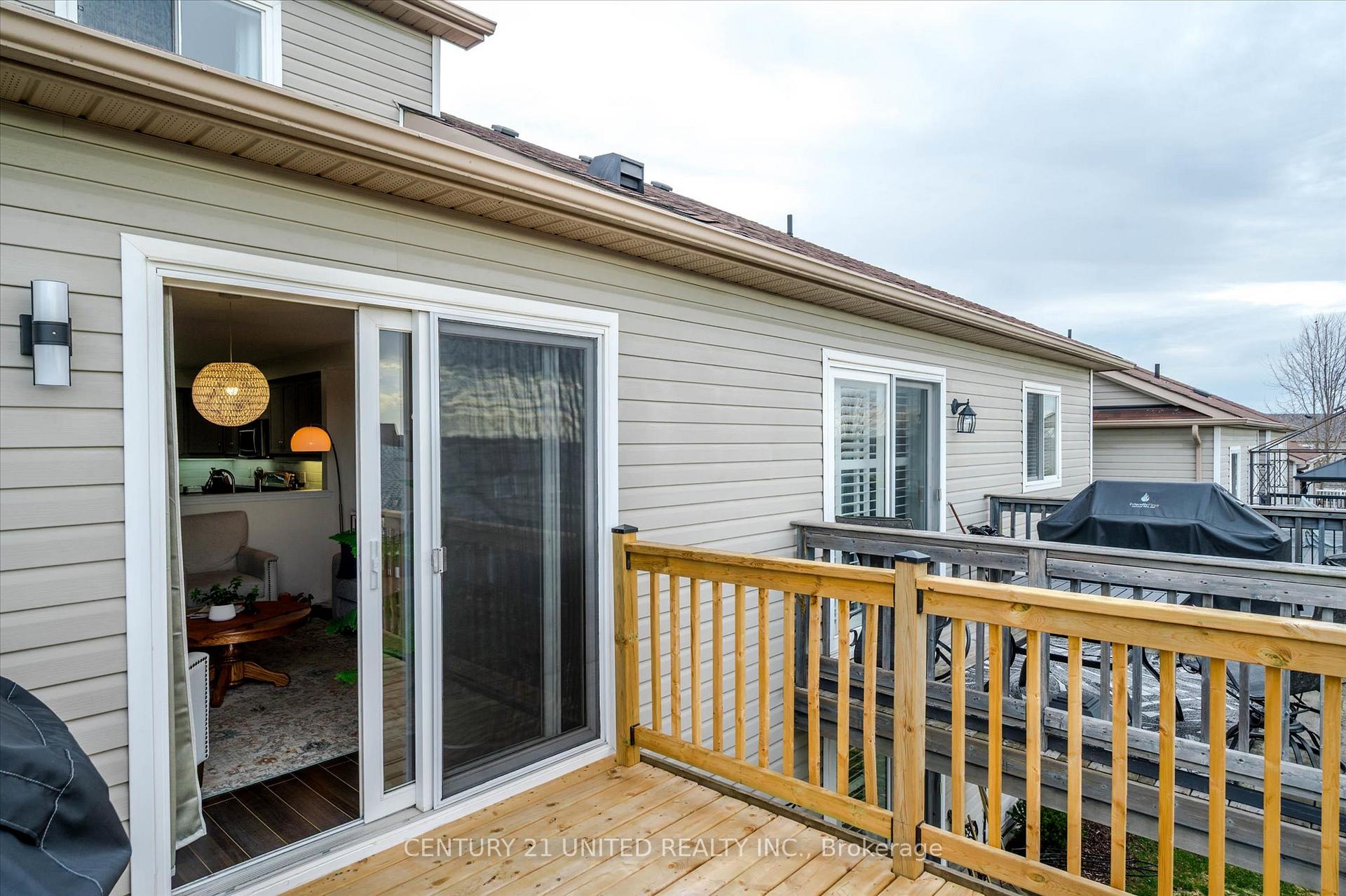 Photo 22 of 535 Garbutt Terrace, Peterborough, Northcrest Ward 5 — HOMEH