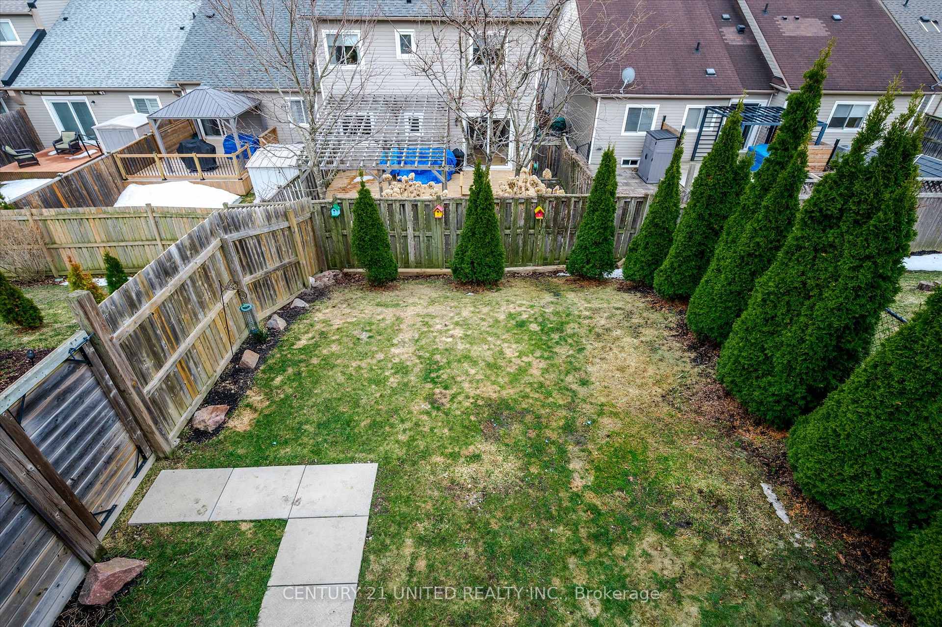 Photo 23 of 535 Garbutt Terrace, Peterborough, Northcrest Ward 5 — HOMEH