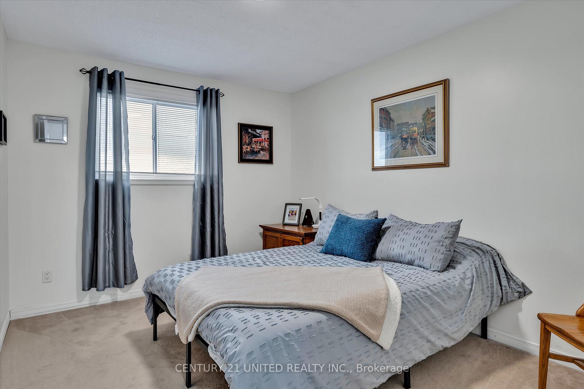 Photo 33 of 535 Garbutt Terrace, Peterborough, Northcrest Ward 5 — HOMEH