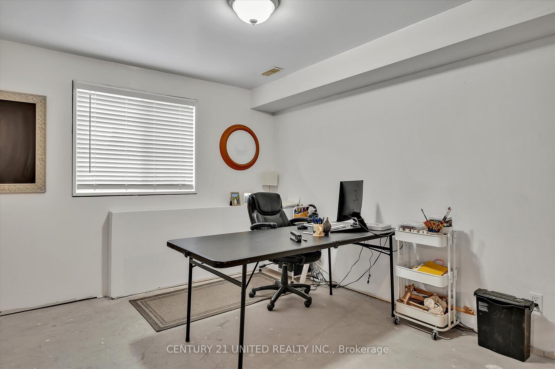 Photo 36 of 535 Garbutt Terrace, Peterborough, Northcrest Ward 5 — HOMEH
