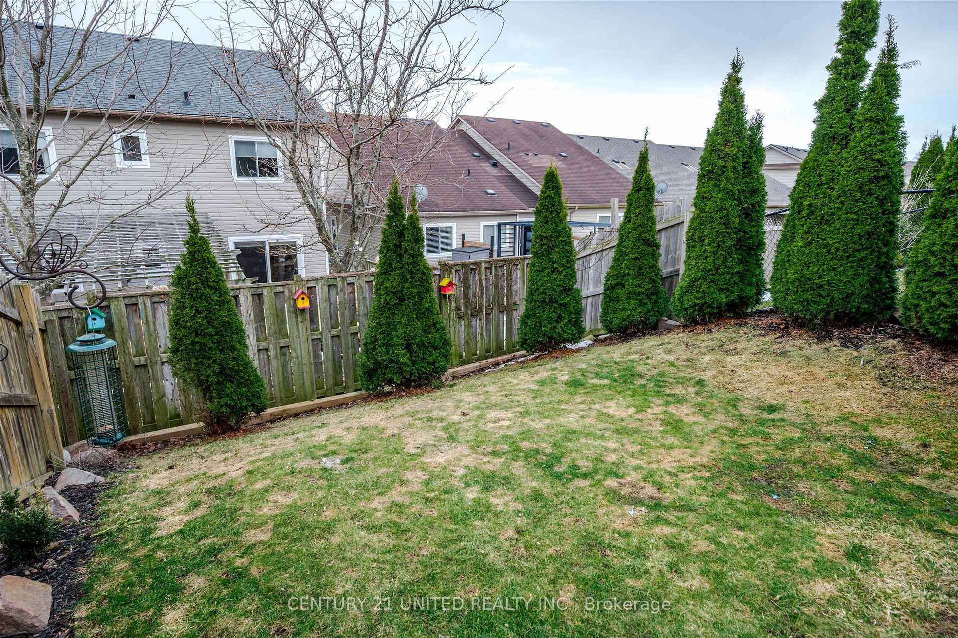 Photo 44 of 535 Garbutt Terrace, Peterborough, Northcrest Ward 5 — HOMEH