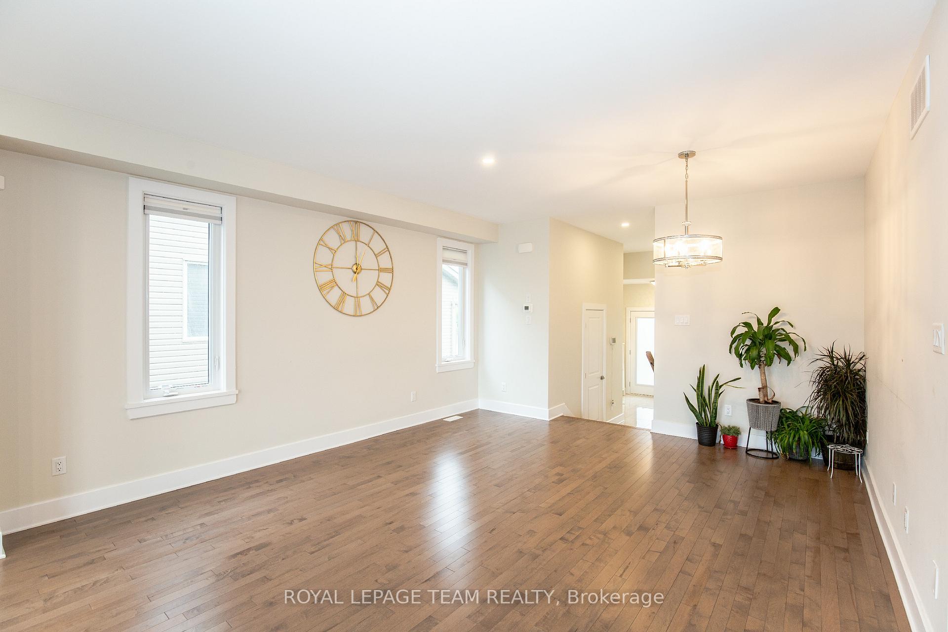 Photo 4 of 27 Antonakos Drive, Carleton Place — HOMEH