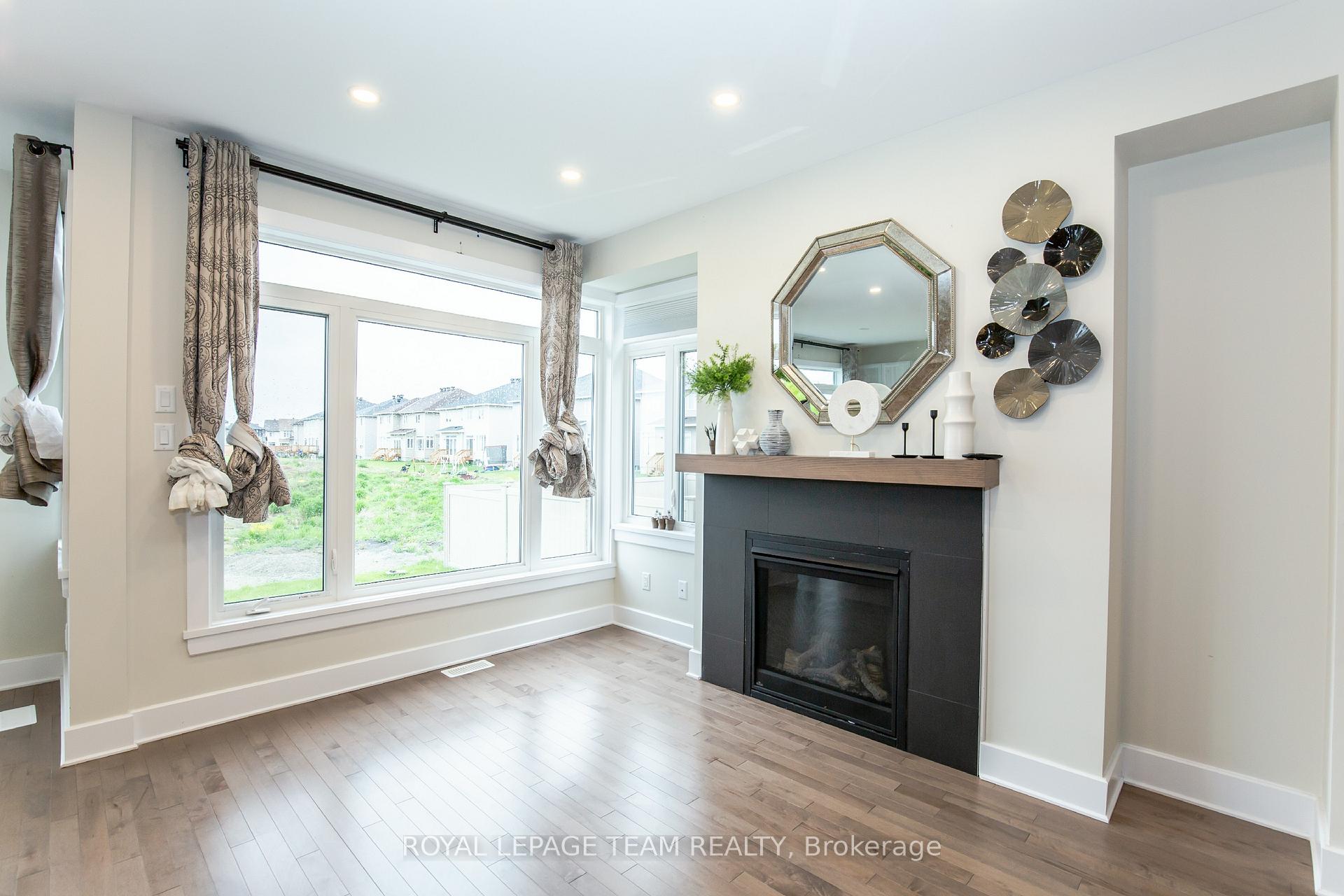 Photo 16 of 27 Antonakos Drive, Carleton Place — HOMEH