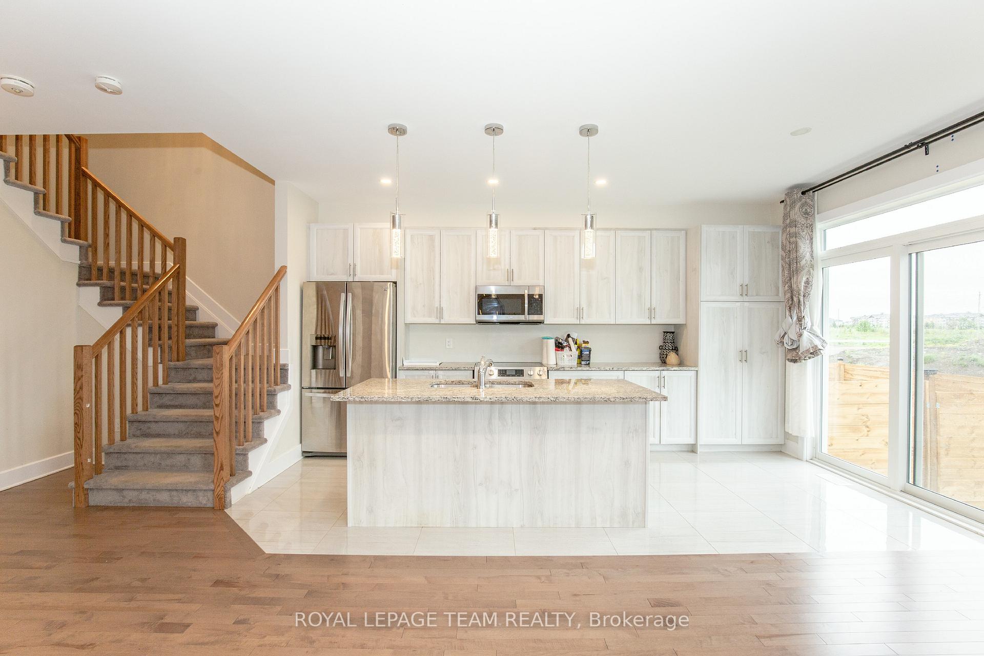 Photo 12 of 27 Antonakos Drive, Carleton Place — HOMEH