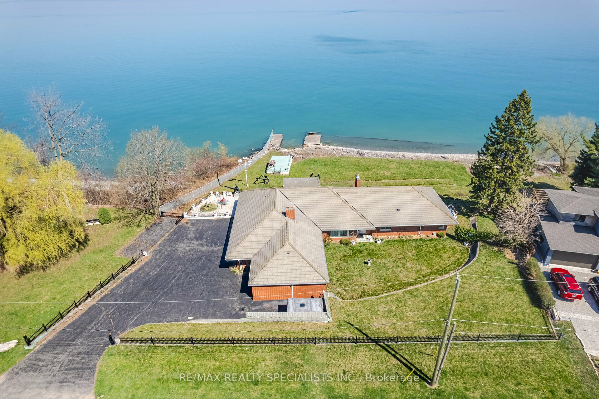 Photo 3 of 2 Tupper Boulevard, Grimsby, Grimsby Beach — HOMEH