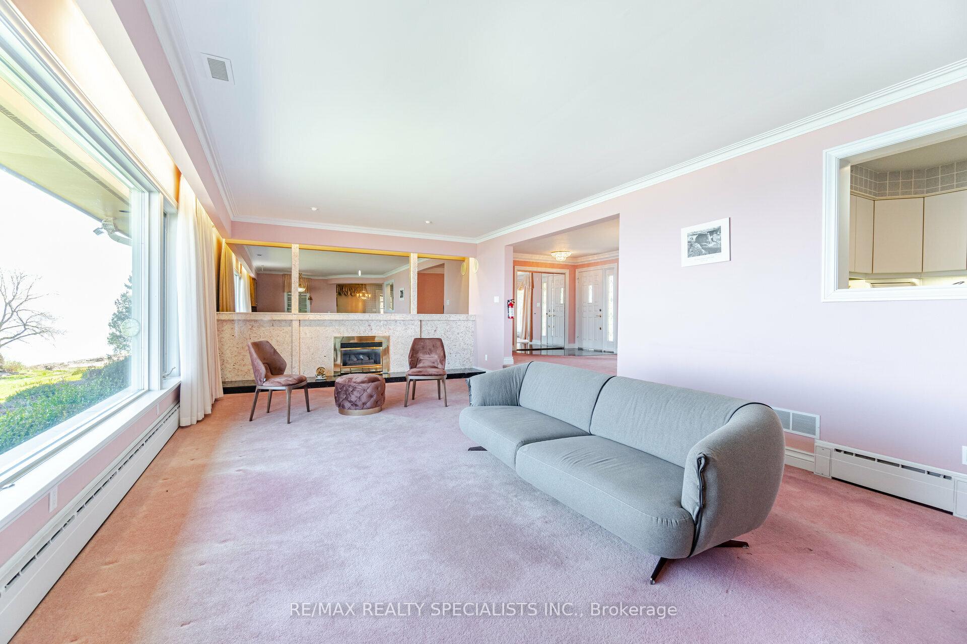 Photo 8 of 2 Tupper Boulevard, Grimsby, Grimsby Beach — HOMEH