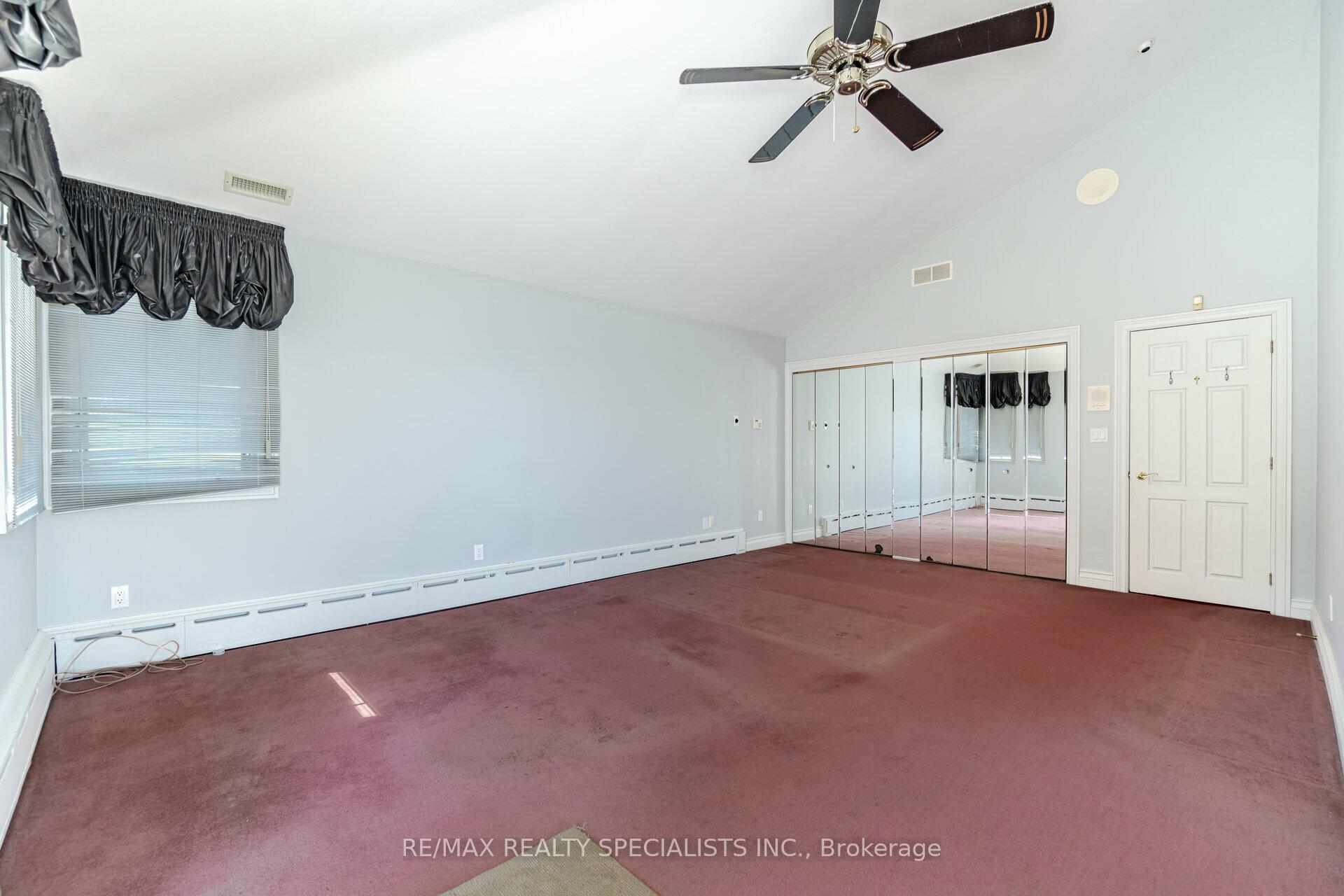 Photo 14 of 2 Tupper Boulevard, Grimsby, Grimsby Beach — HOMEH