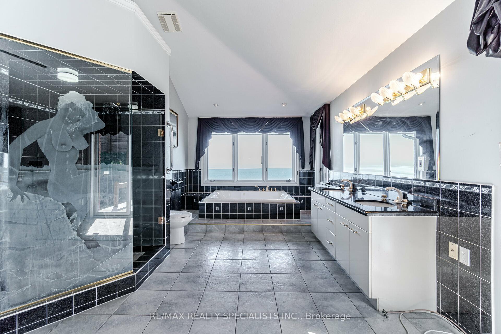 Photo 16 of 2 Tupper Boulevard, Grimsby, Grimsby Beach — HOMEH