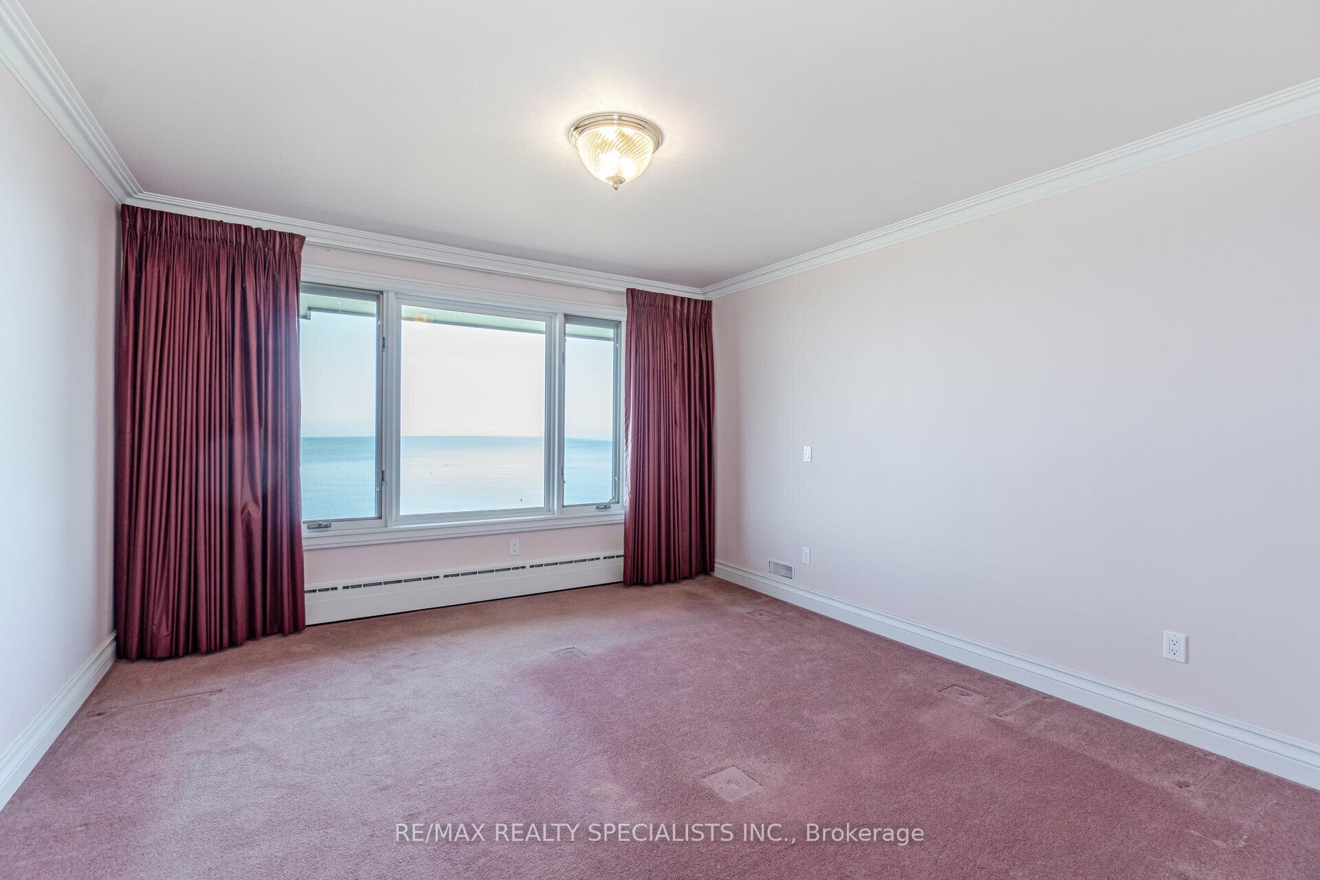 Photo 19 of 2 Tupper Boulevard, Grimsby, Grimsby Beach — HOMEH