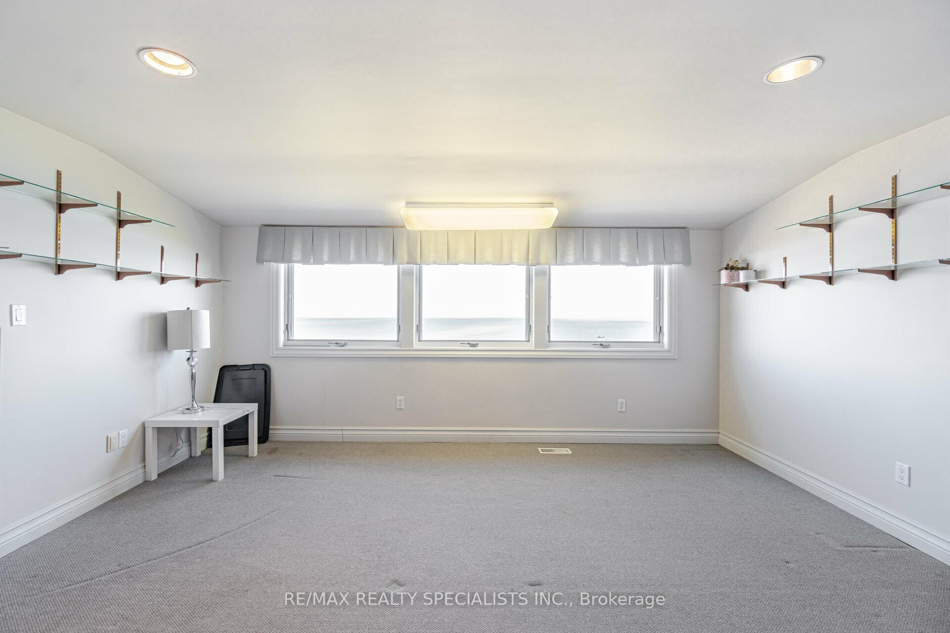 Photo 24 of 2 Tupper Boulevard, Grimsby, Grimsby Beach — HOMEH