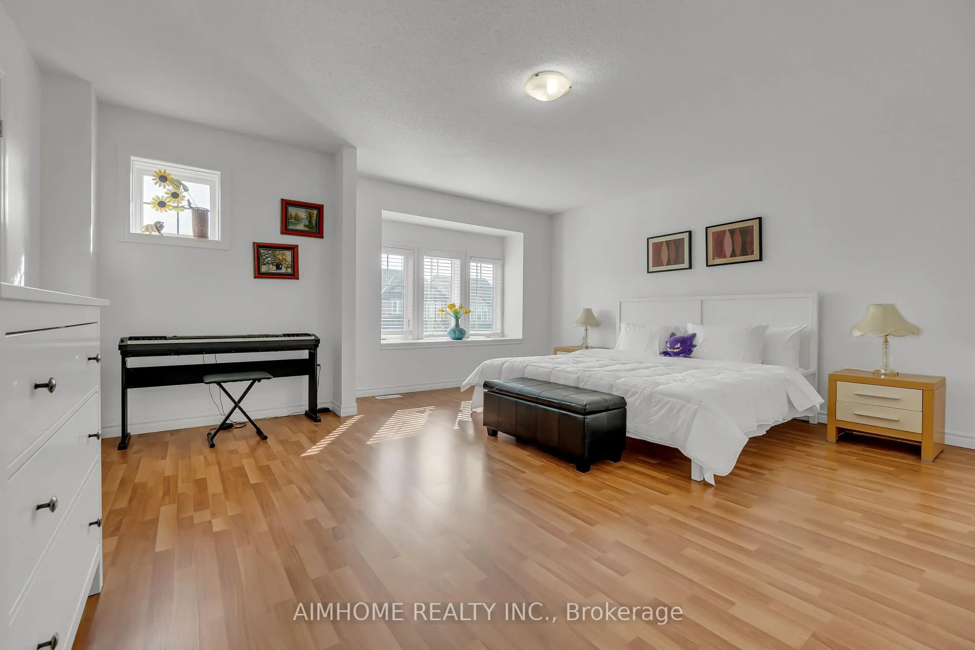 Photo 18 of 20 Wilkie Crescent, Guelph, Pineridge/Westminster Woods — HOMEH