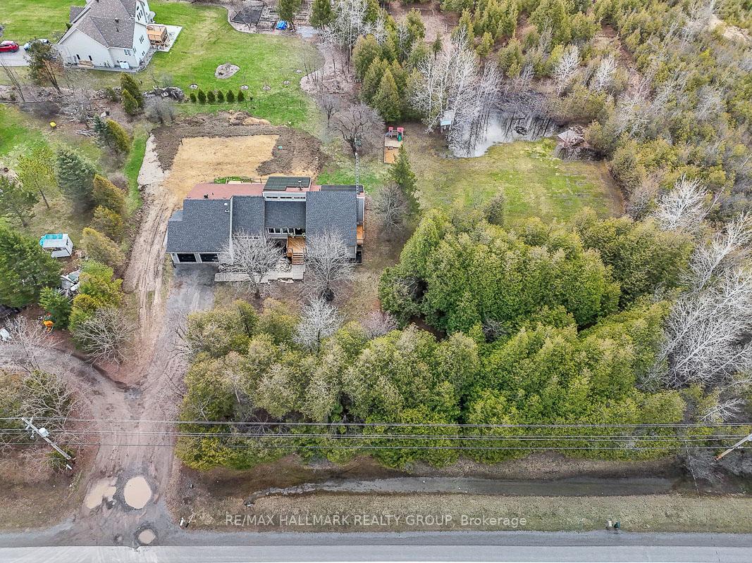 Photo 5 of 667 Richmond Road, Beckwith, Beckwith Twp — HOMEH