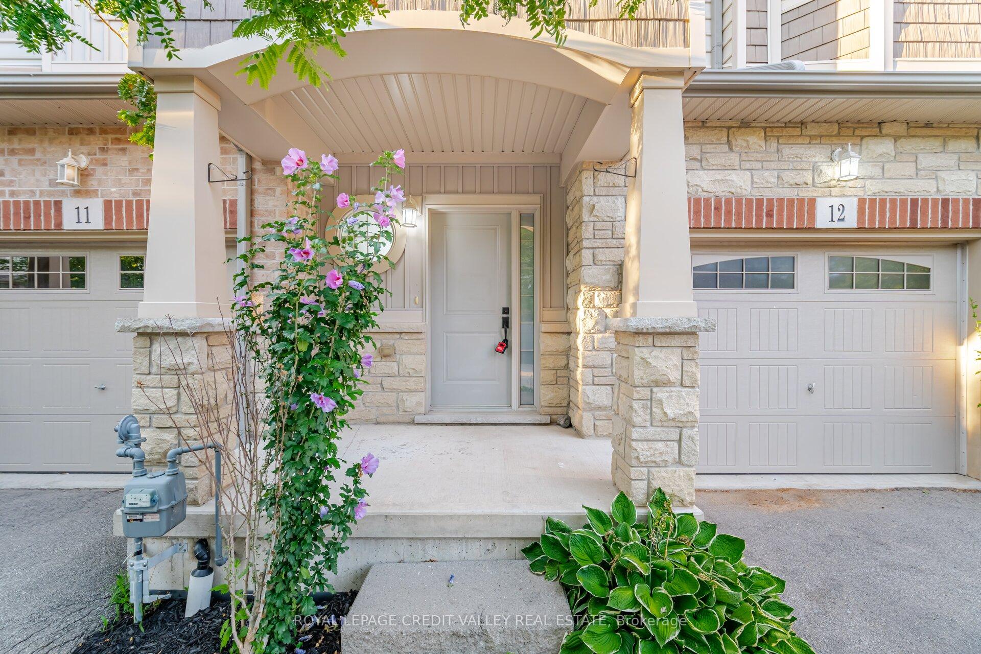 Photo 3 of Unit 12, 7 Lakelawn Road, Grimsby, Grimsby Beach — HOMEH