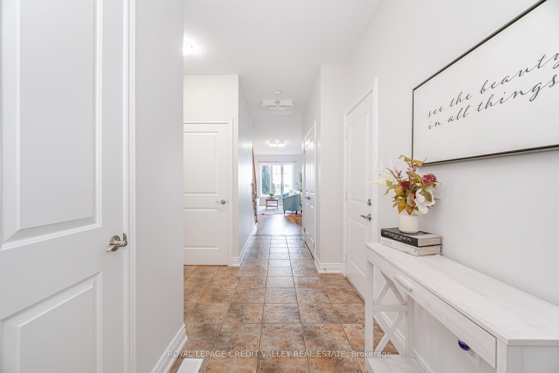 Photo 5 of Unit 12, 7 Lakelawn Road, Grimsby, Grimsby Beach — HOMEH
