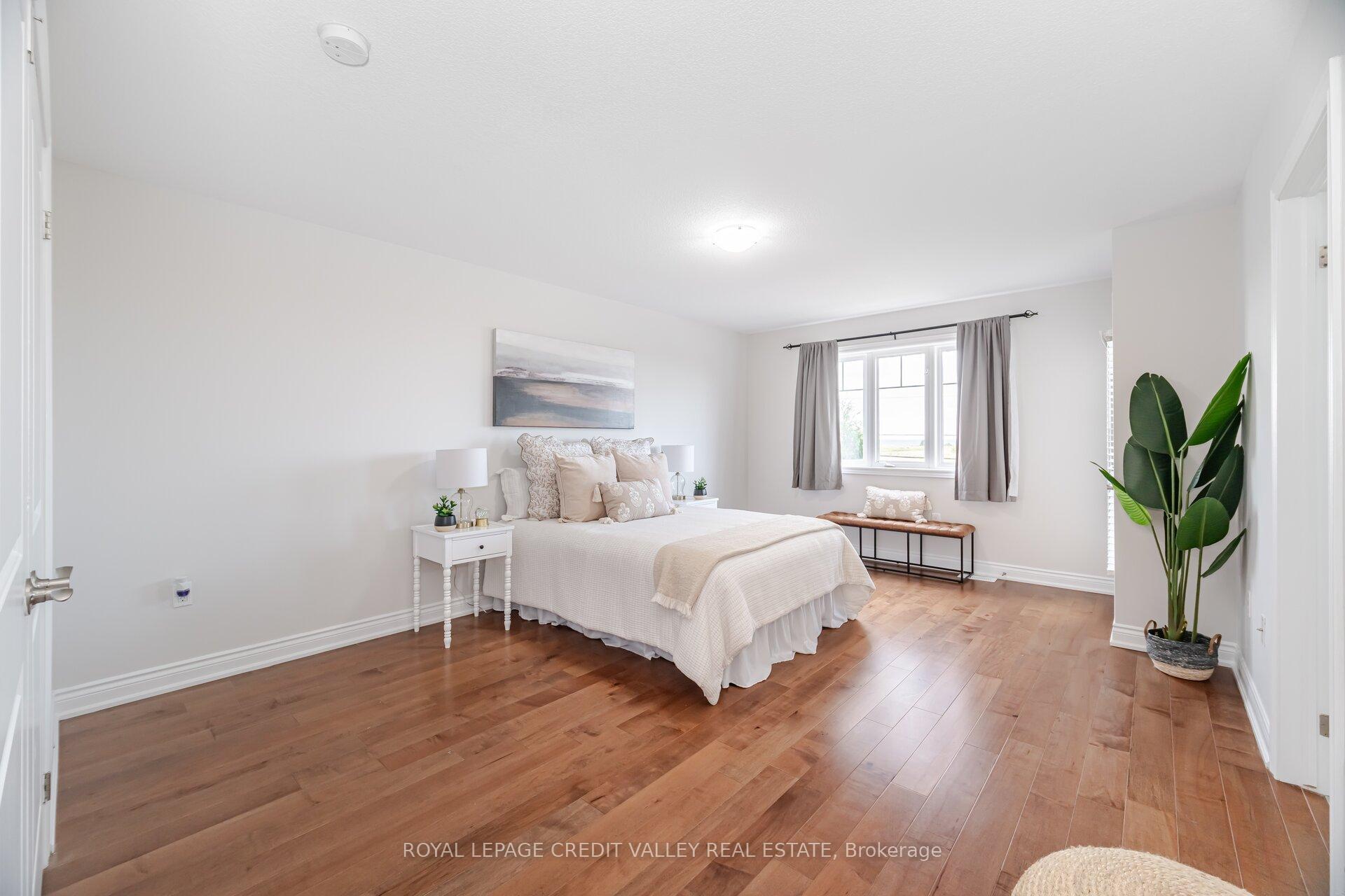 Photo 20 of Unit 12, 7 Lakelawn Road, Grimsby, Grimsby Beach — HOMEH