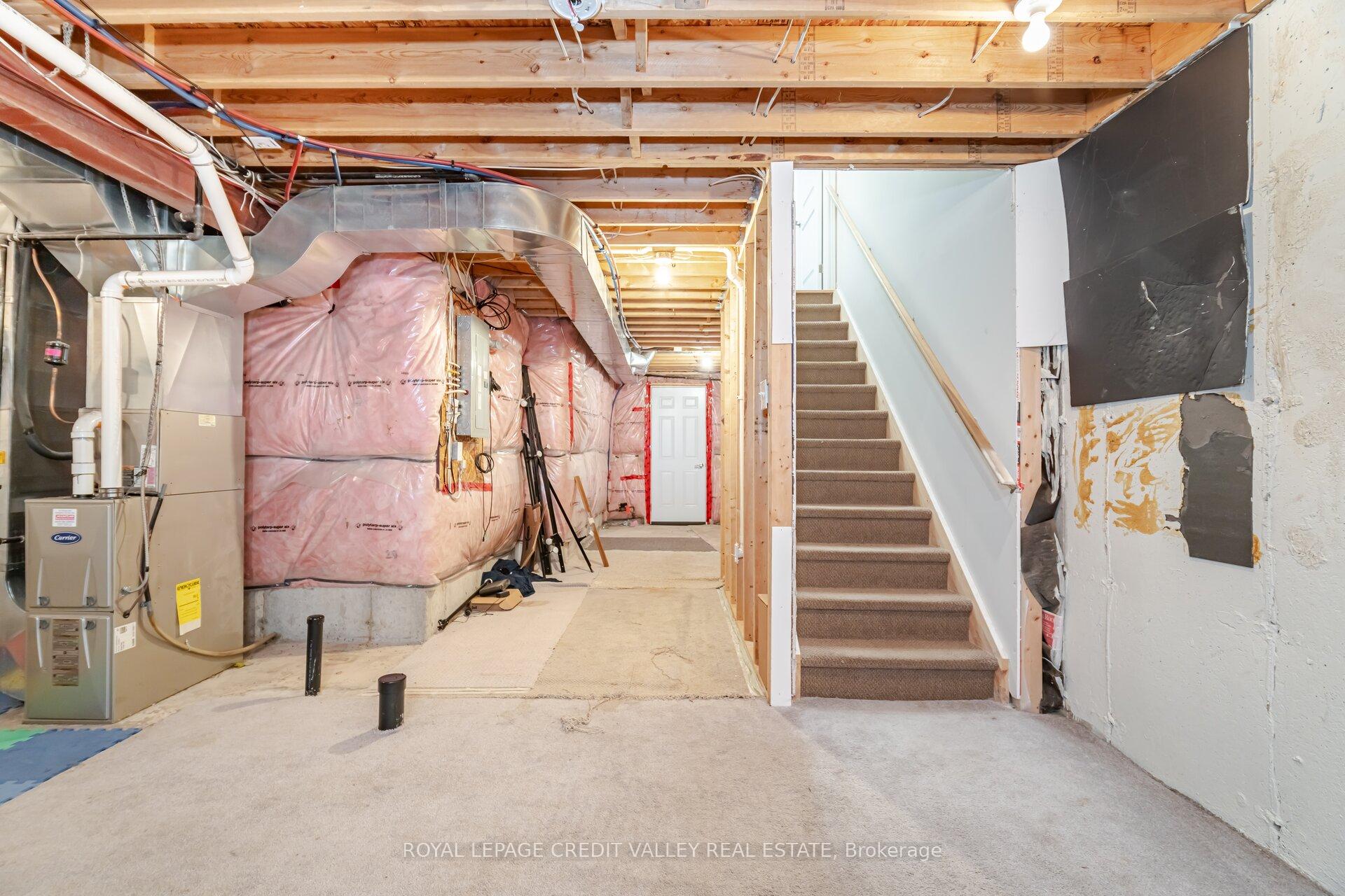 Photo 33 of Unit 12, 7 Lakelawn Road, Grimsby, Grimsby Beach — HOMEH