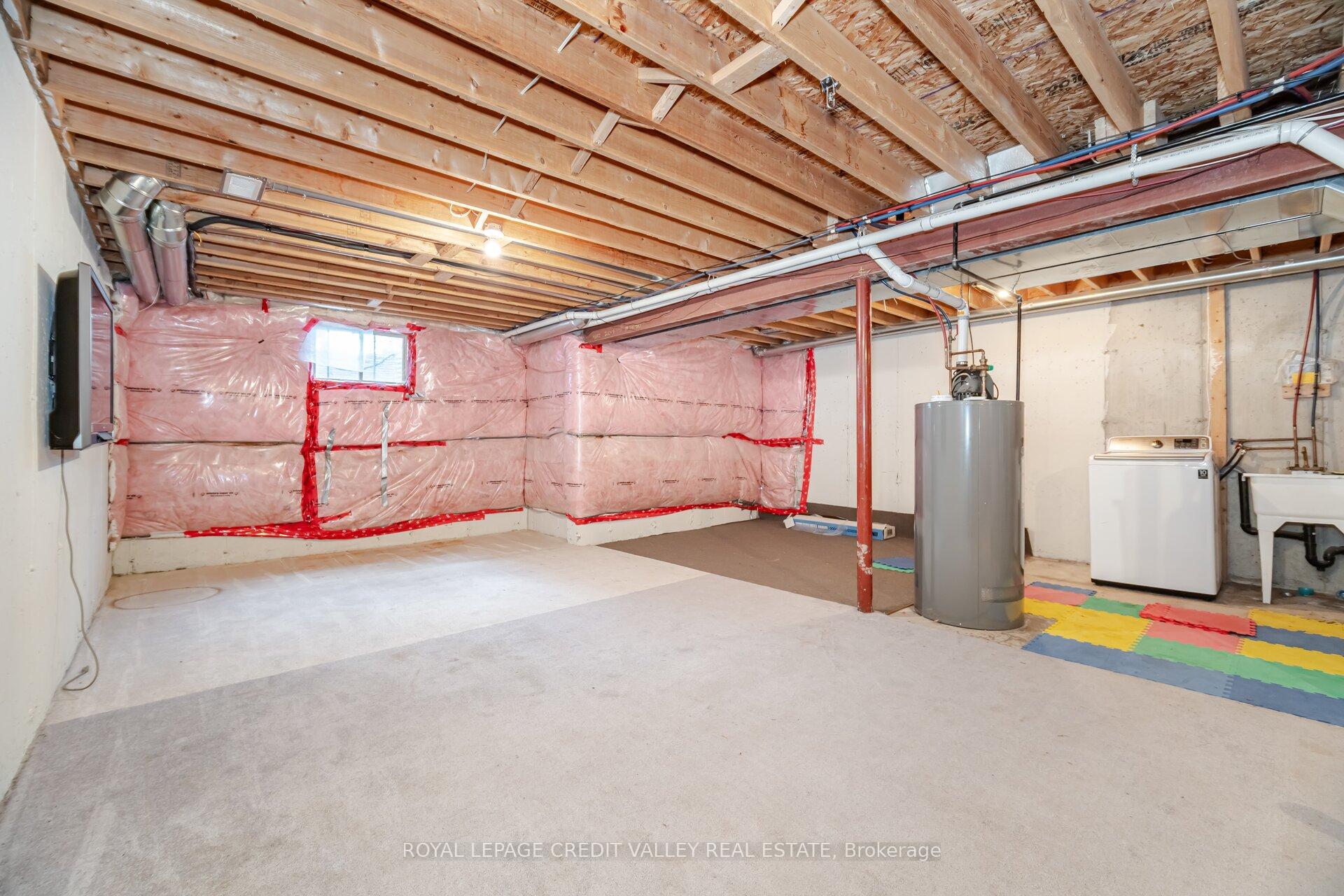 Photo 34 of Unit 12, 7 Lakelawn Road, Grimsby, Grimsby Beach — HOMEH