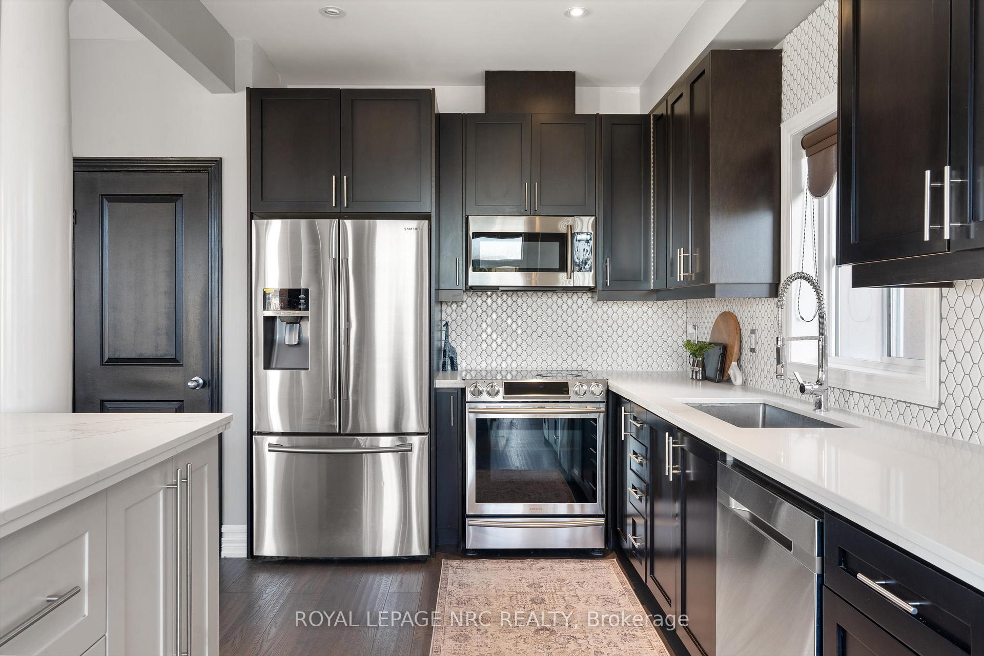 Photo 13 of 78 Irwin Avenue, Hamilton, Ancaster — HOMEH