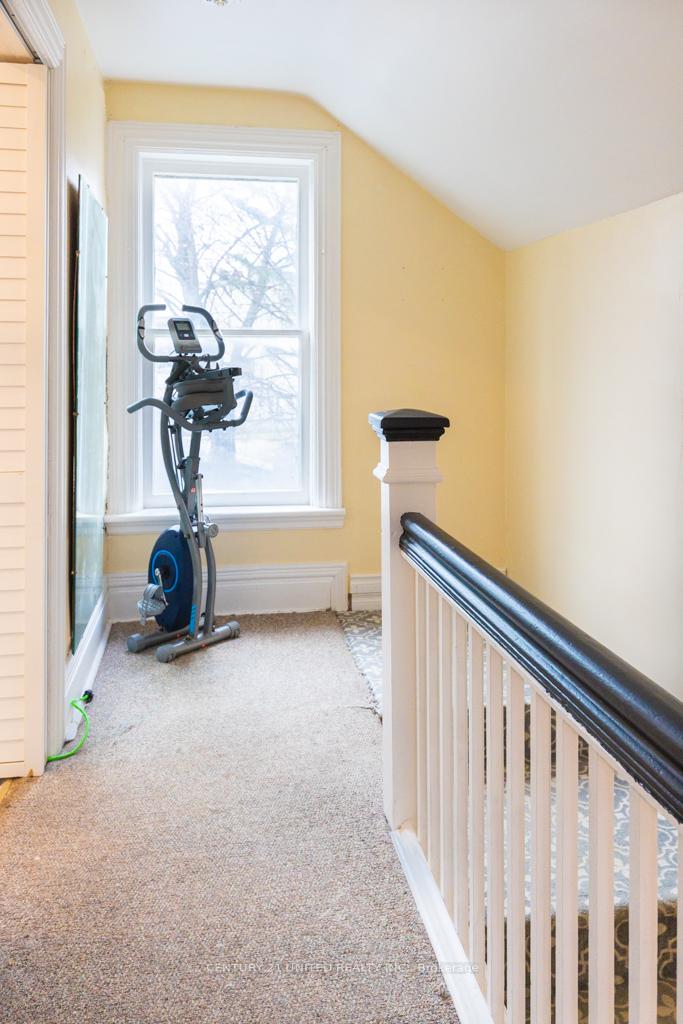 Photo 14 of 585 Paterson Street, Peterborough, Town Ward 3 — HOMEH