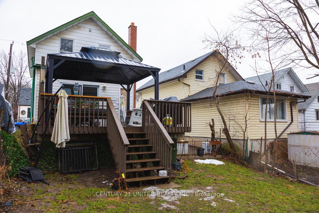 Photo 23 of 585 Paterson Street, Peterborough, Town Ward 3 — HOMEH