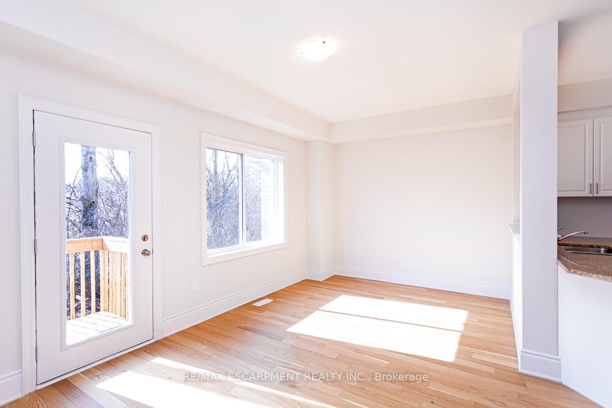 Photo 7 of 43 Jell Street, Guelph, Kortright East — HOMEH
