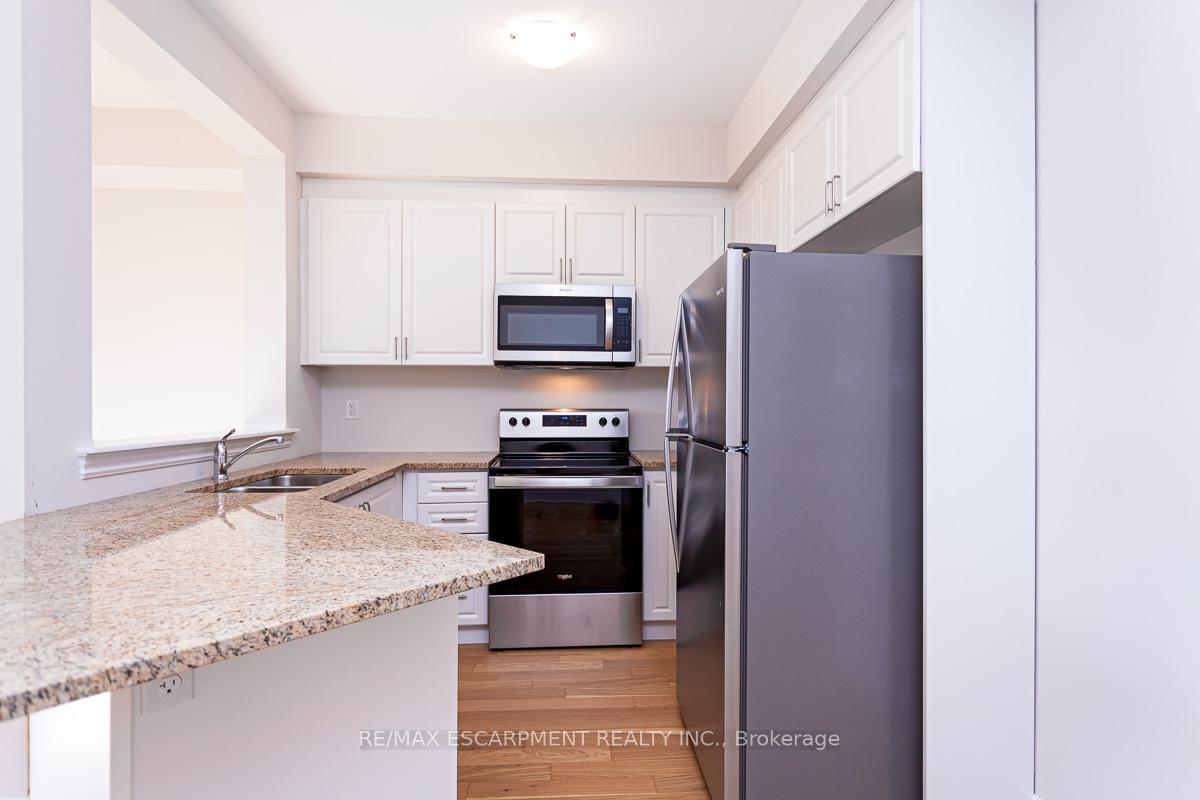 Photo 8 of 43 Jell Street, Guelph, Kortright East — HOMEH