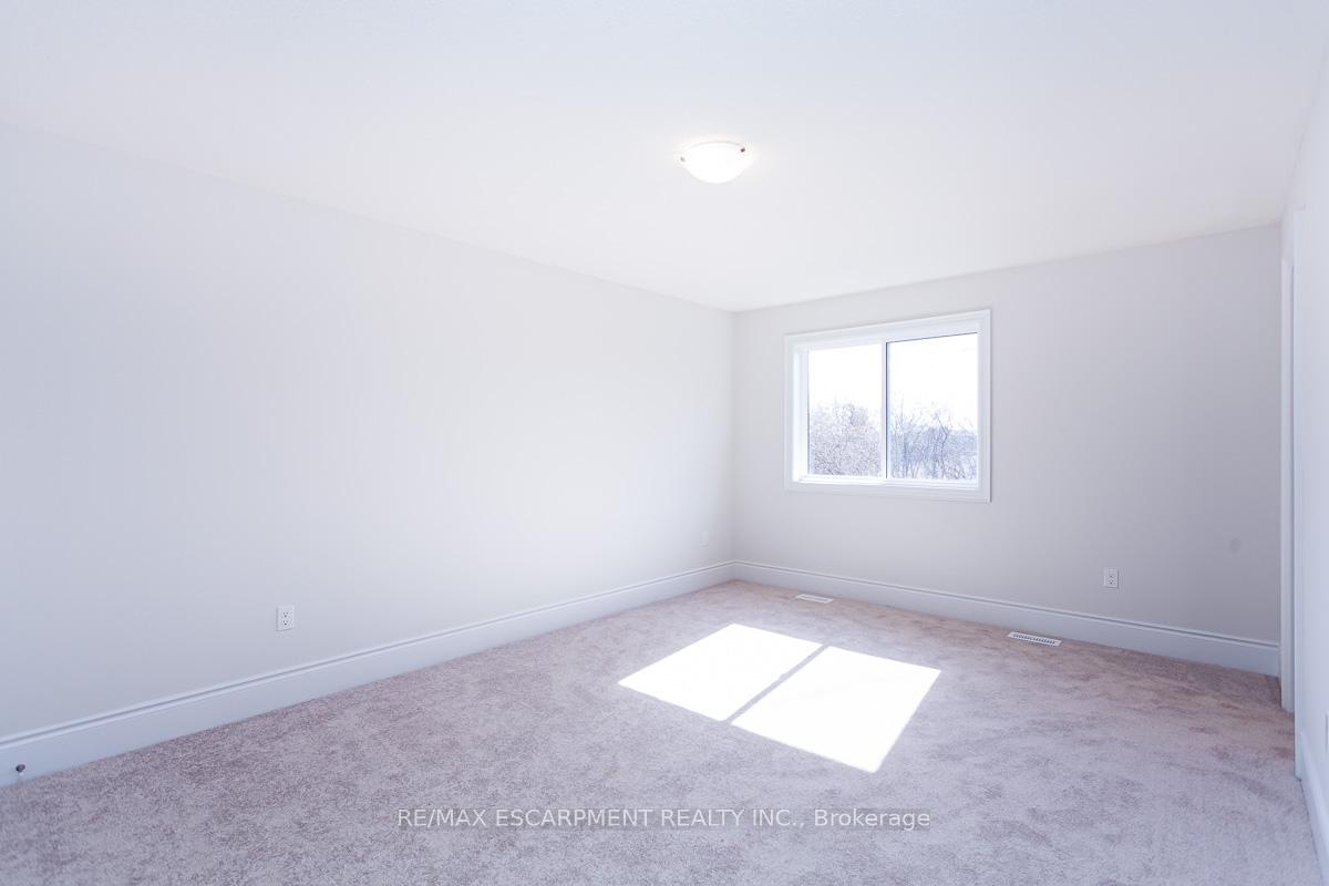 Photo 11 of 43 Jell Street, Guelph, Kortright East — HOMEH