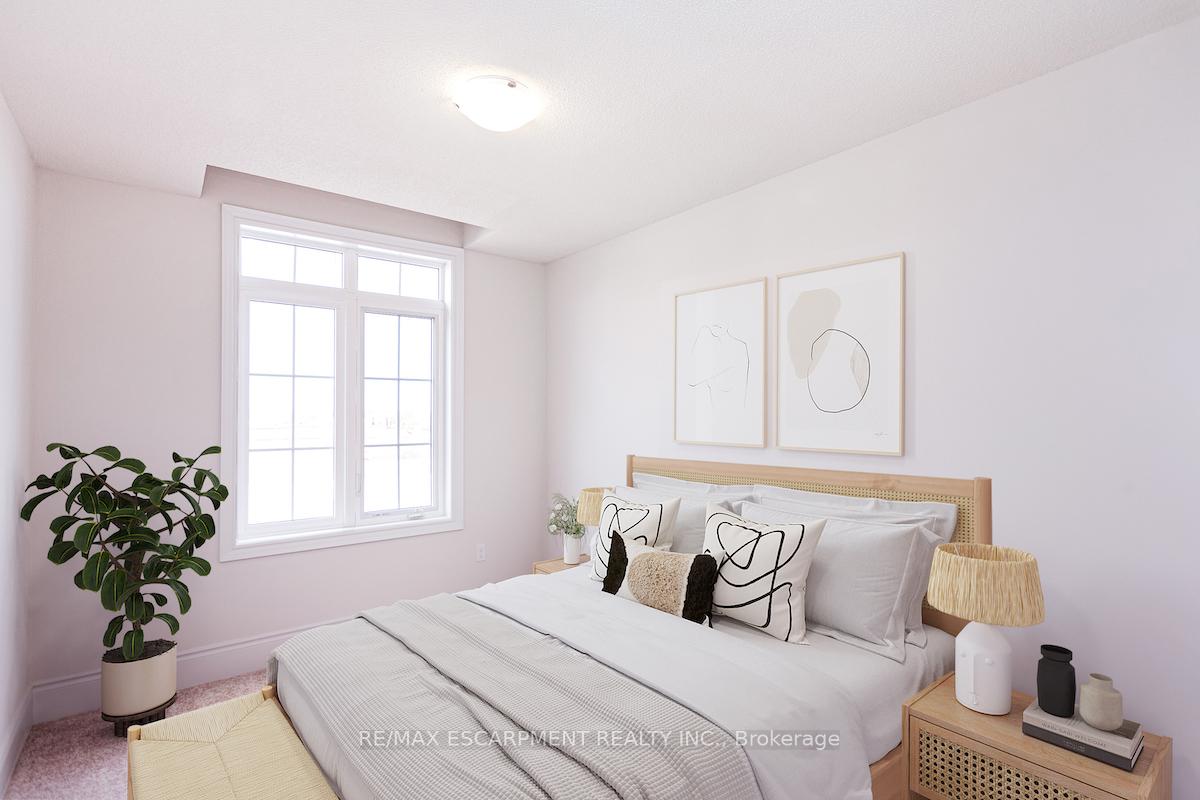 Photo 13 of 43 Jell Street, Guelph, Kortright East — HOMEH