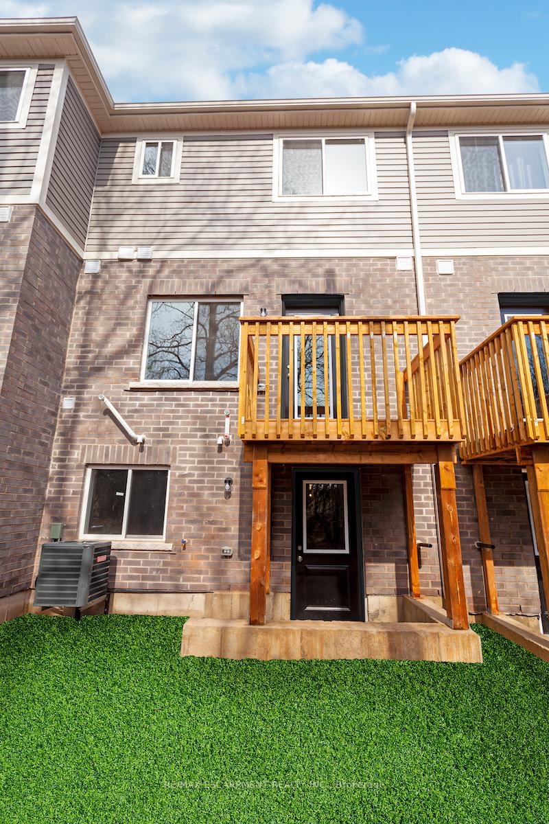 Photo 18 of 43 Jell Street, Guelph, Kortright East — HOMEH
