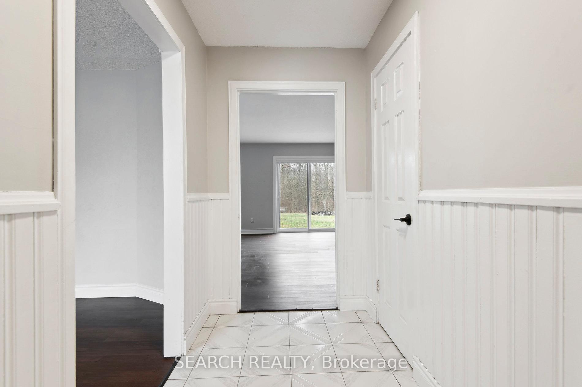 Photo 5 of 680 Hwy #56, Toronto, Keelesdale-Eglinton West — HOMEH