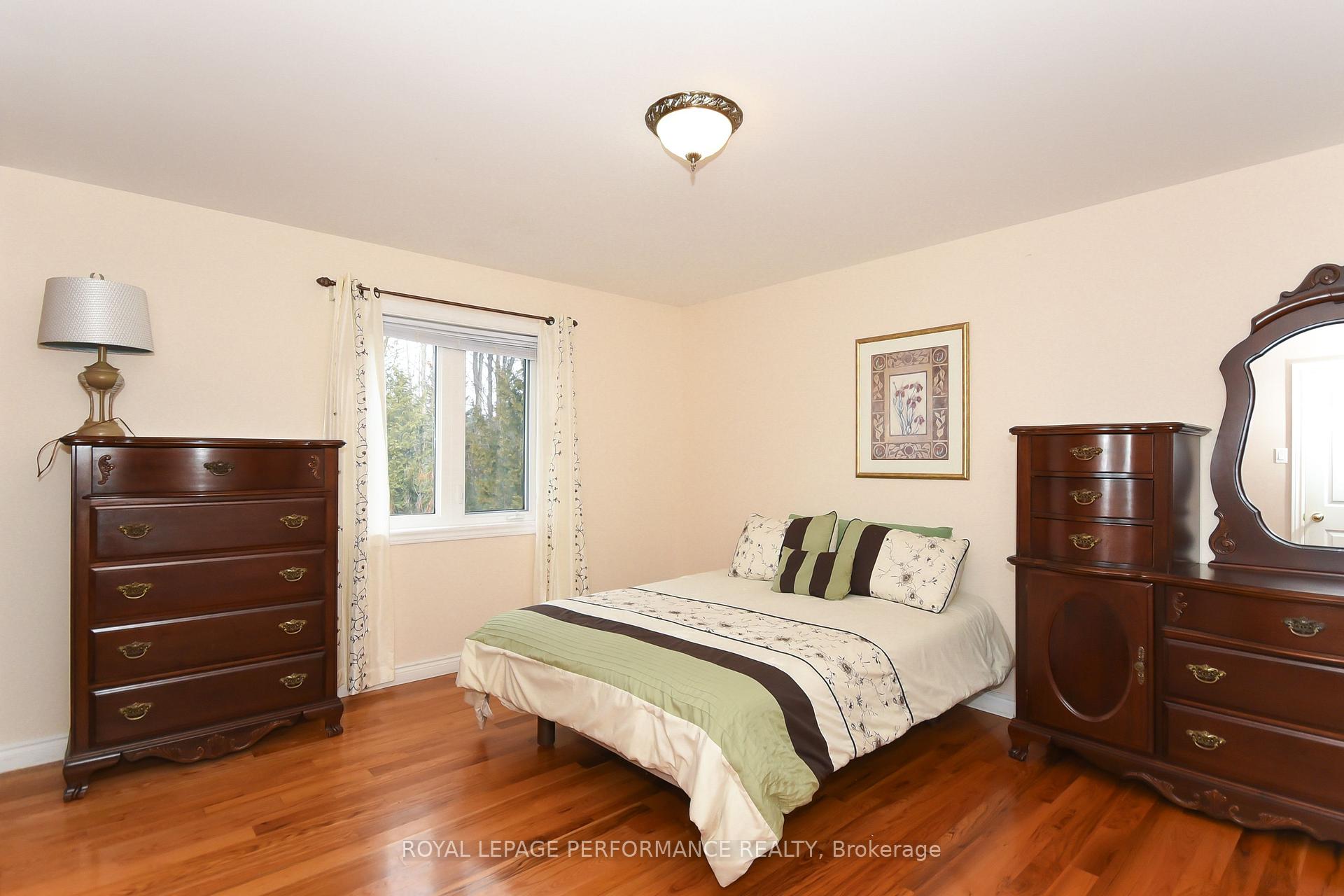 Photo 12 of 8355 Nashdale Drive, Ottawa, Osgoode Twp North of Reg Rd 6 — HOMEH