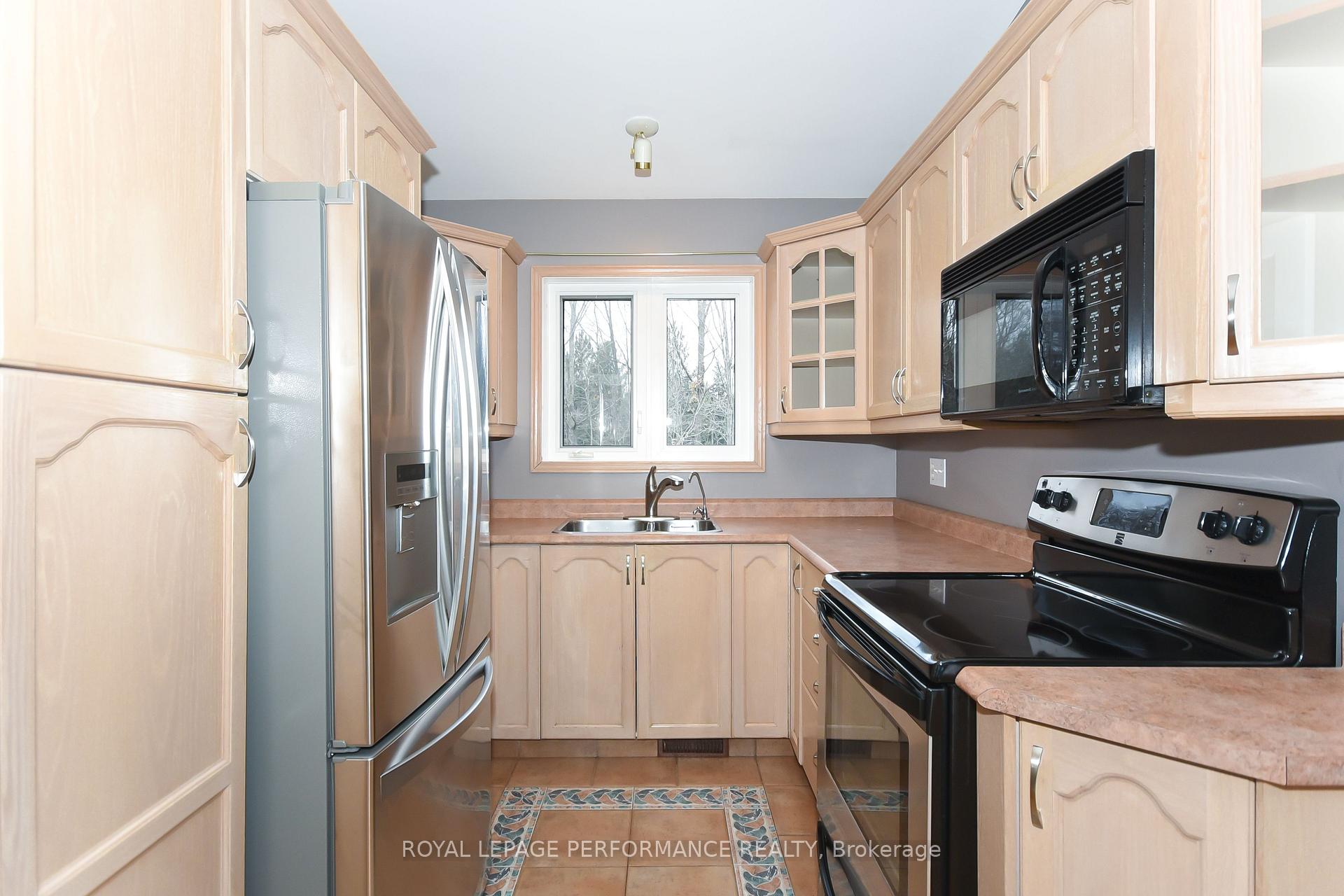 Photo 22 of 8355 Nashdale Drive, Ottawa, Osgoode Twp North of Reg Rd 6 — HOMEH