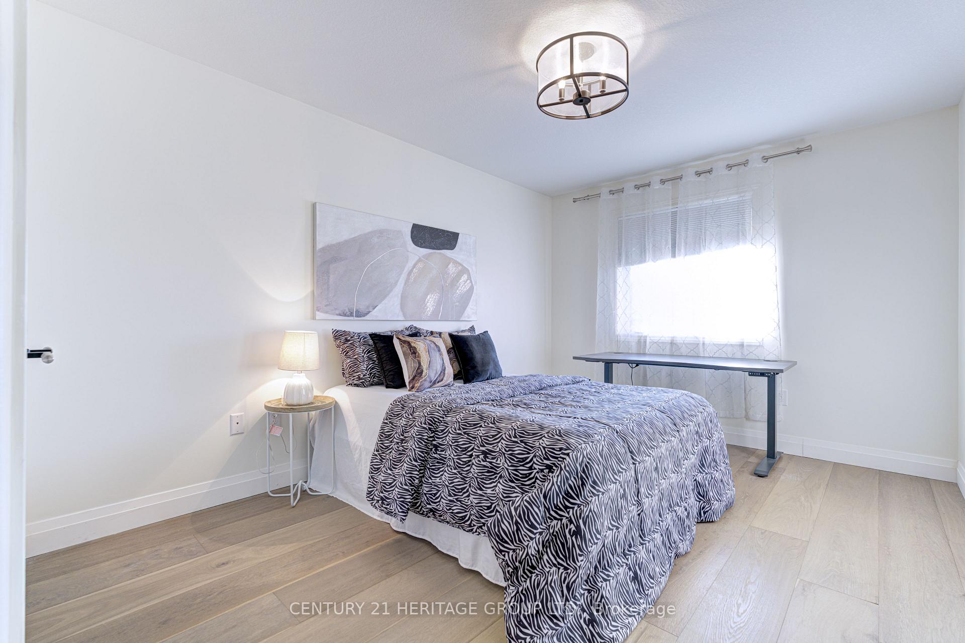 Photo 15 of 28 Udell Way, Grimsby, Grimsby East — HOMEH