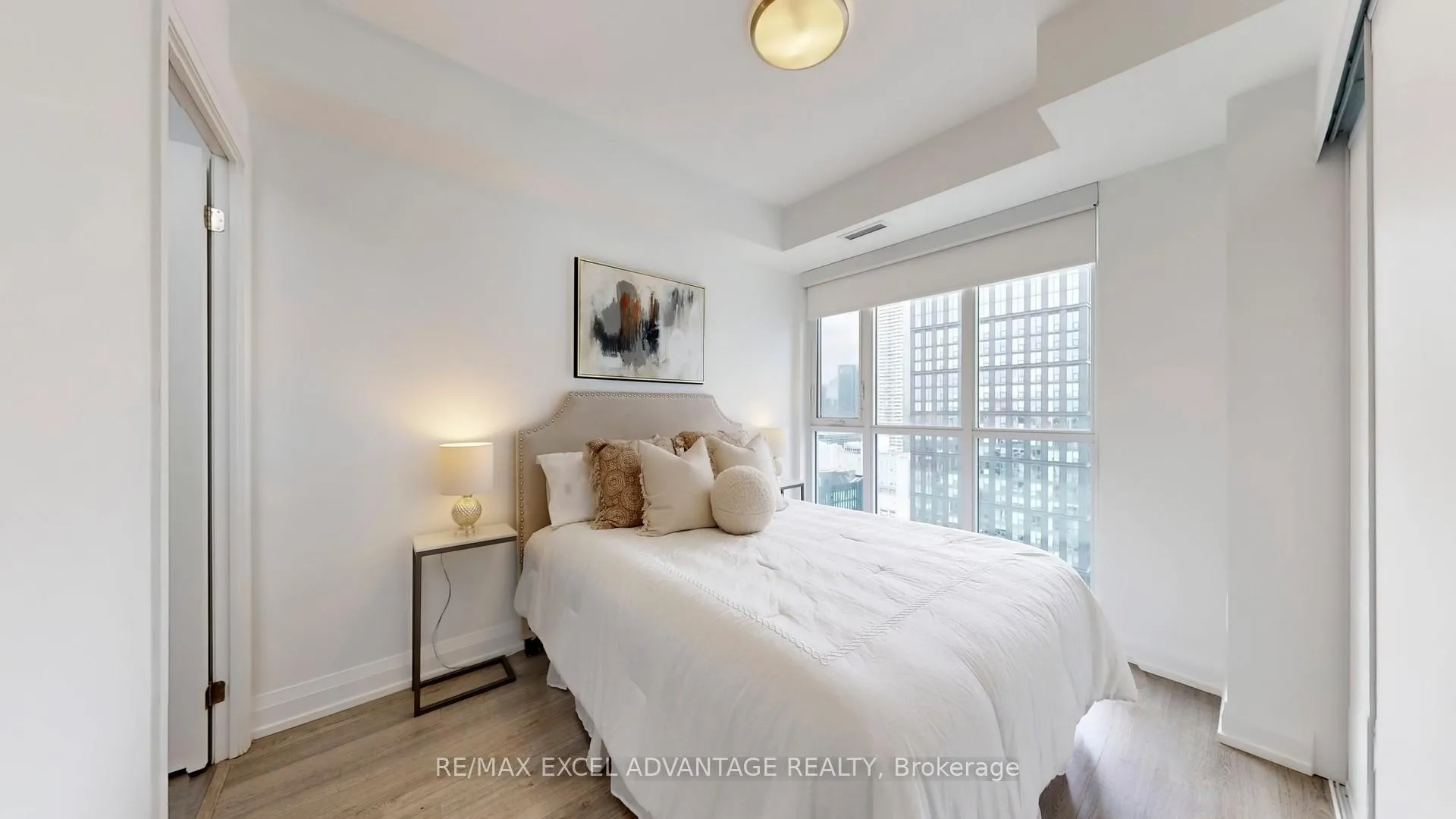 Photo 11 of Unit 3605, 77 Mutual Street, Toronto, Church-Yonge Corridor — HOMEH