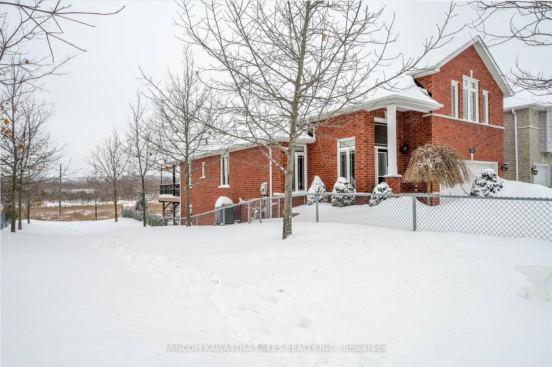 Front of 2495 Cunningham Boulevard