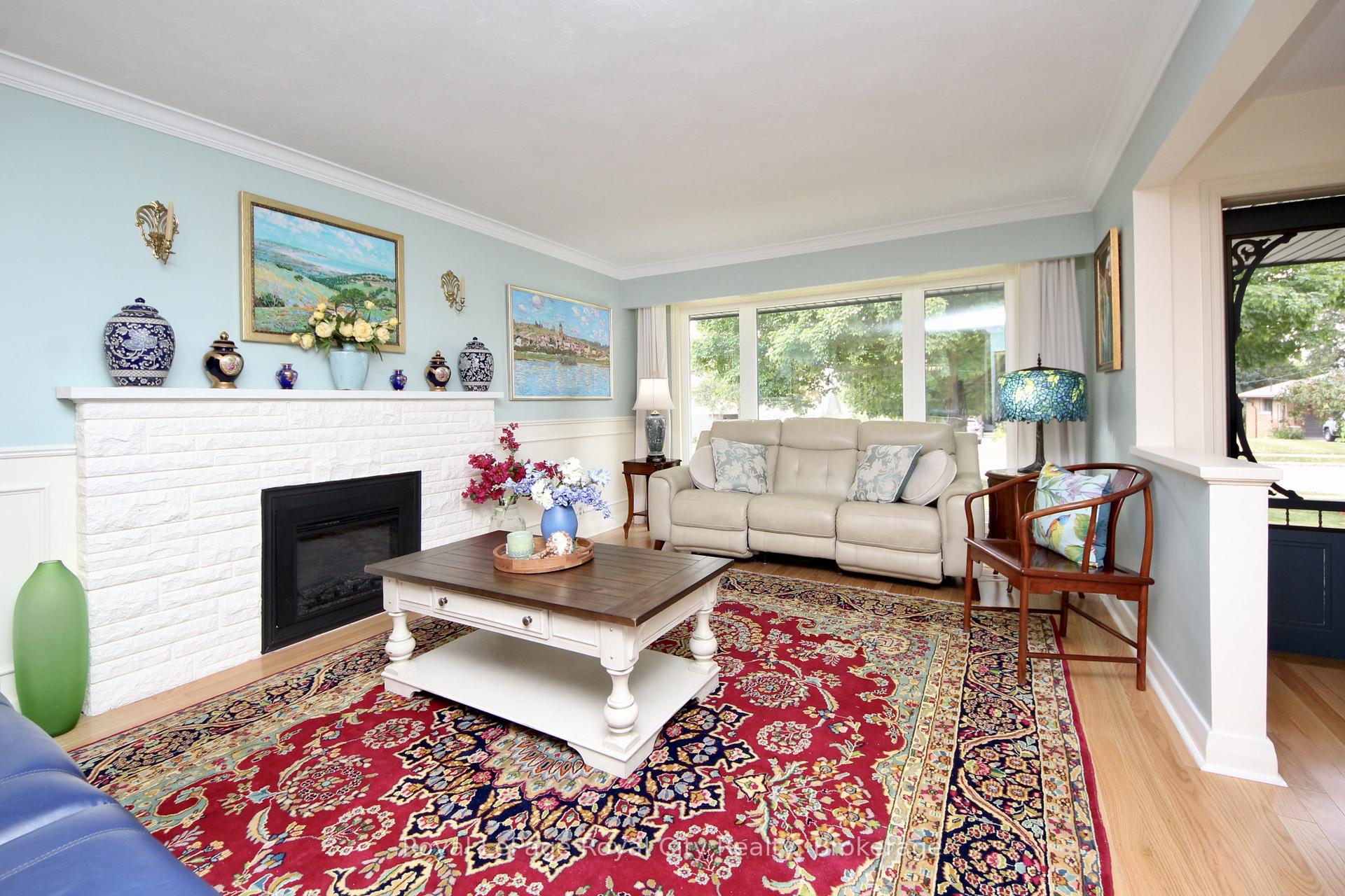 Photo 7 of 133 Westmount Road, Guelph, Exhibition Park — HOMEH