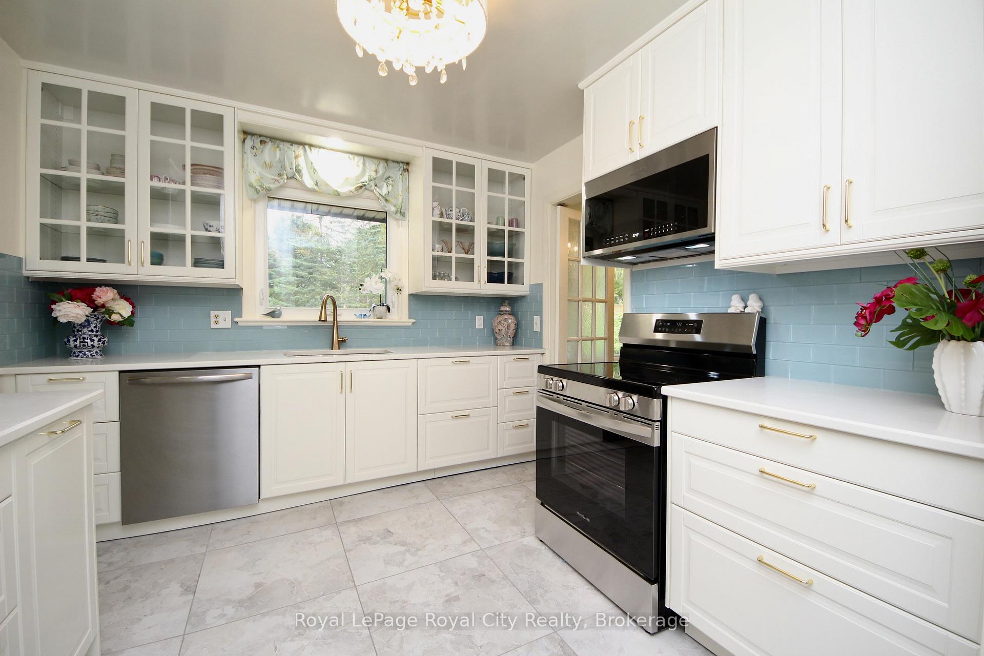 Photo 13 of 133 Westmount Road, Guelph, Exhibition Park — HOMEH