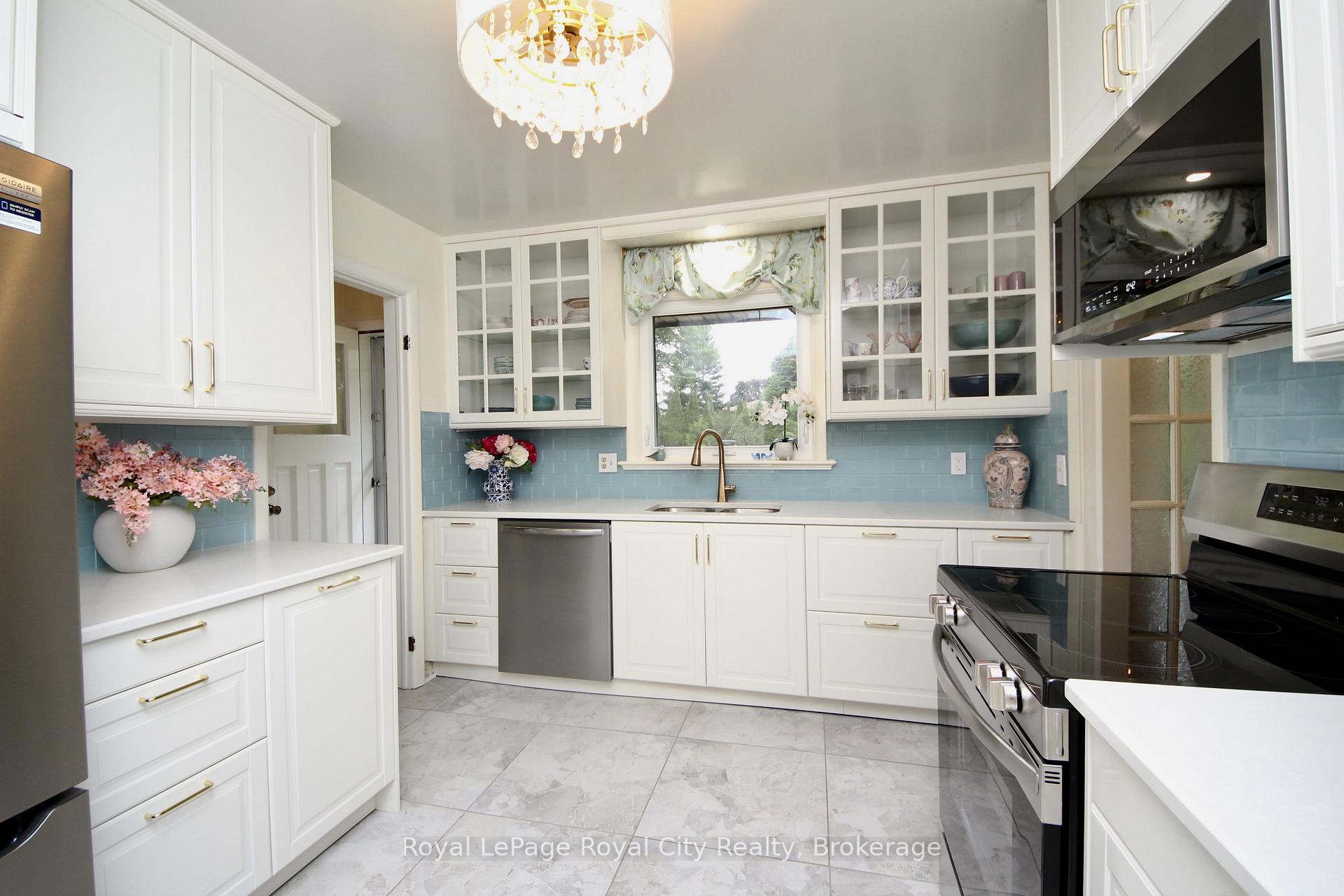 Photo 14 of 133 Westmount Road, Guelph, Exhibition Park — HOMEH